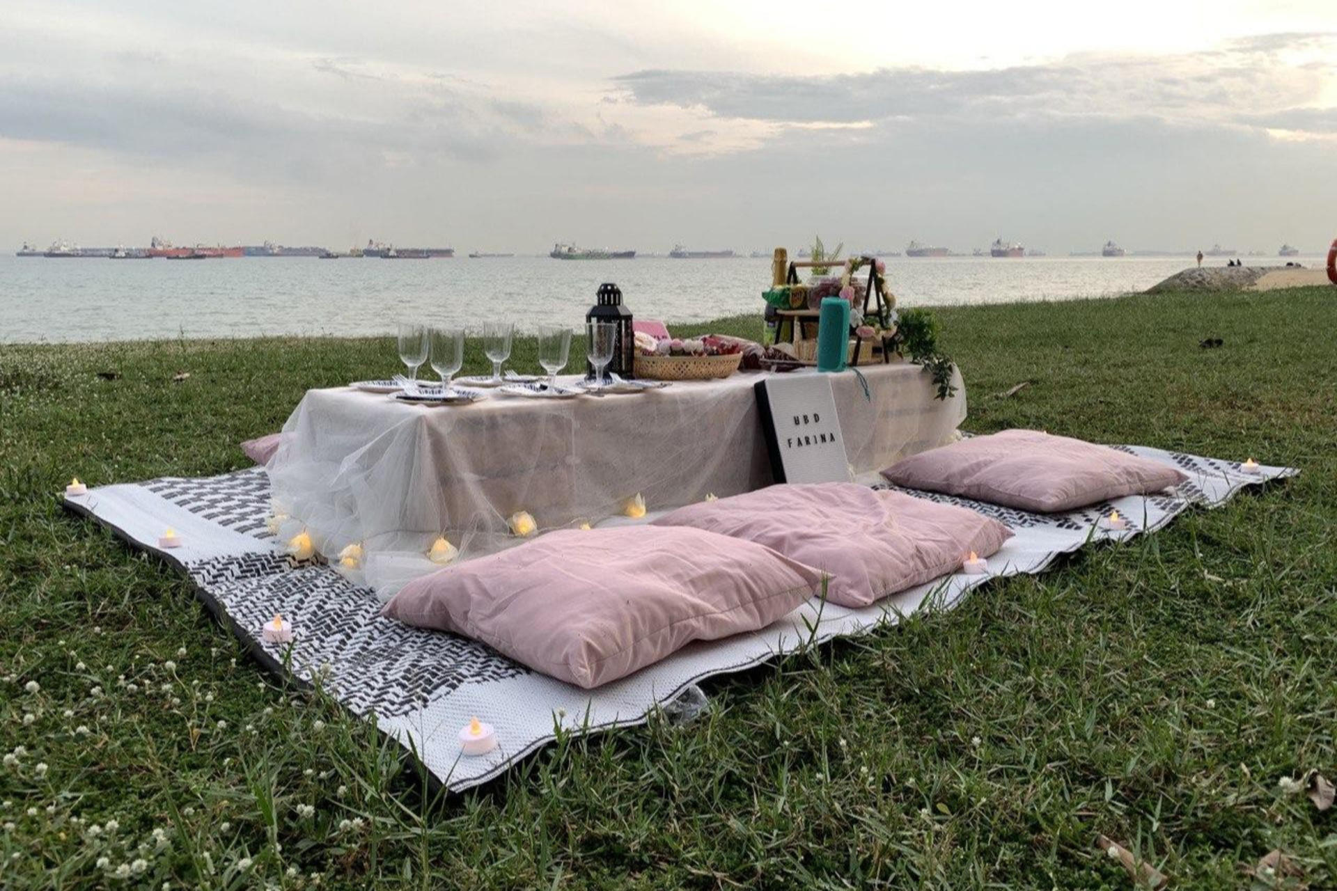 [Klook Exclusive] Glam Picnic by the City or Sea (For 8 Pax) - Thumbnail 2