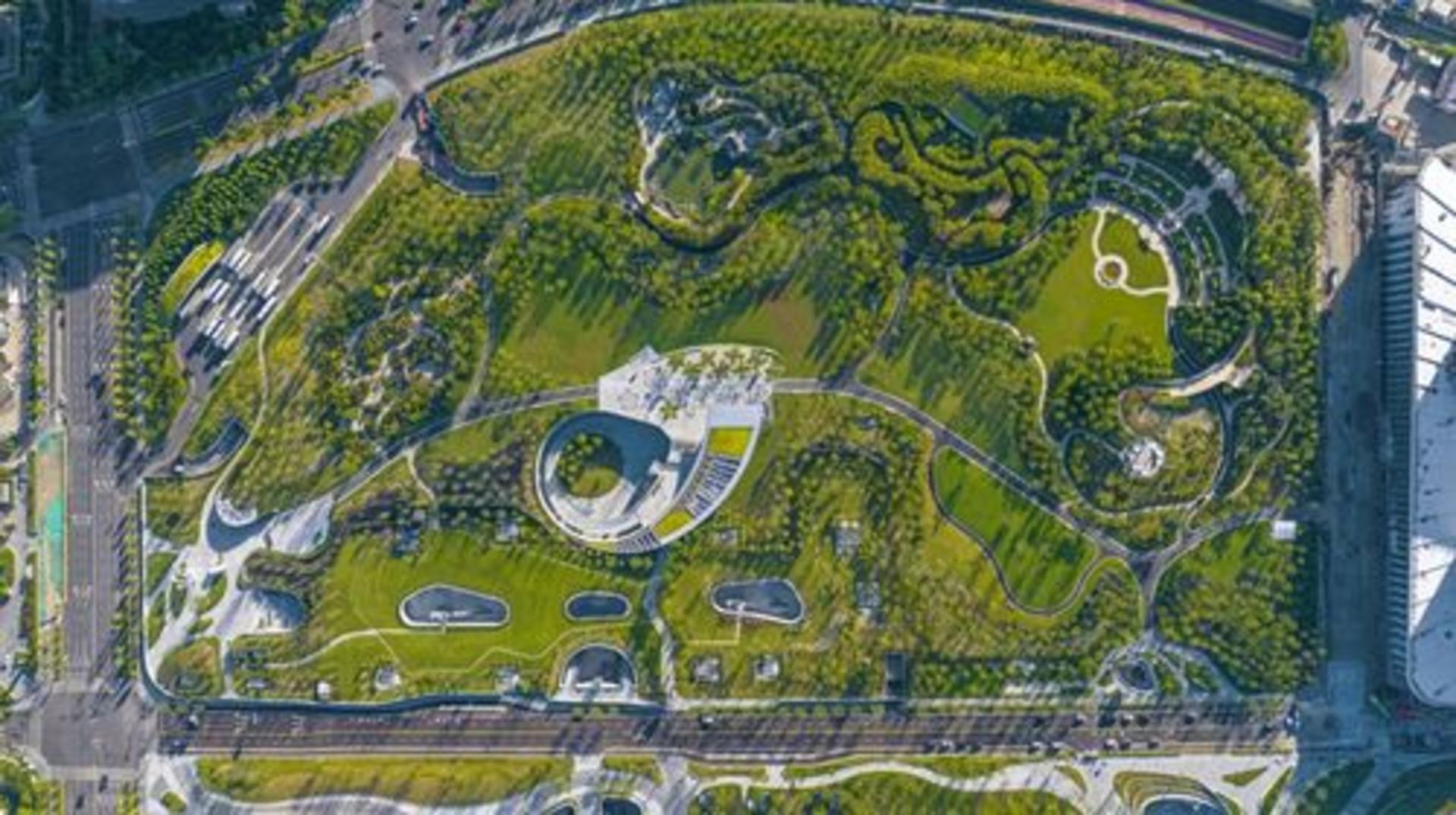 Shanghai Greenhouse Garden - Thumbnail 13