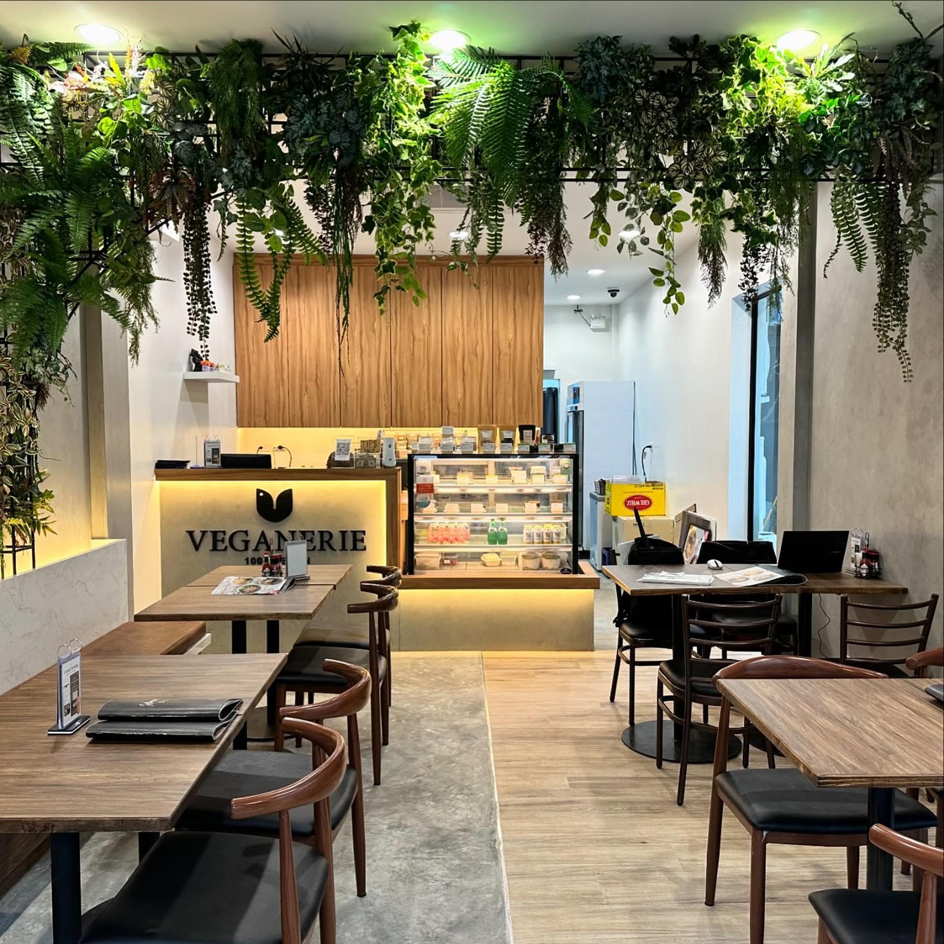 Veganerie Concept in Phrom Phong, Bangkok - Thumbnail 14