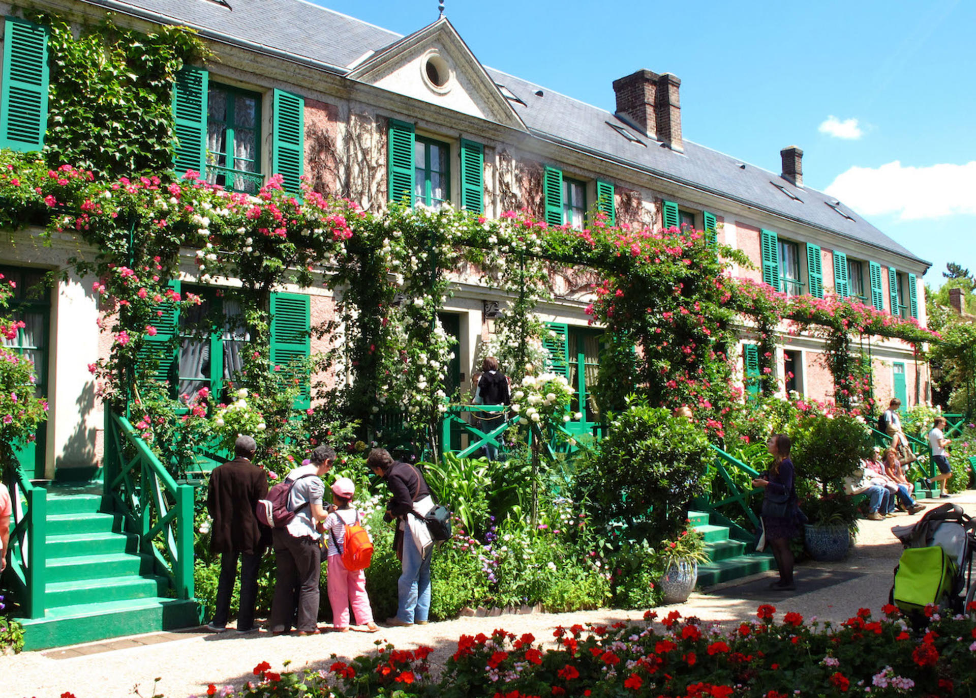Giverny, Monet's Gardens, and Versailles Tour from Paris - Thumbnail 4