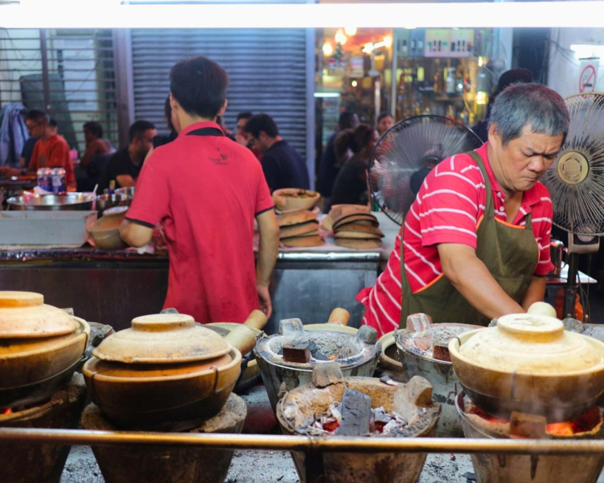 Kuala Lumpur: Nightlife Street Food Tour with 6 Tastings - Thumbnail 8