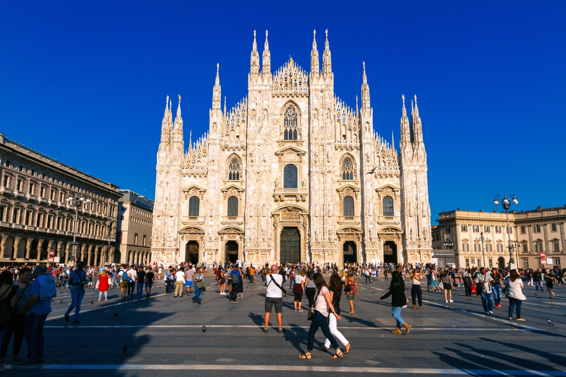 Milan Walking Tour with Last Supper Ticket - Image 1
