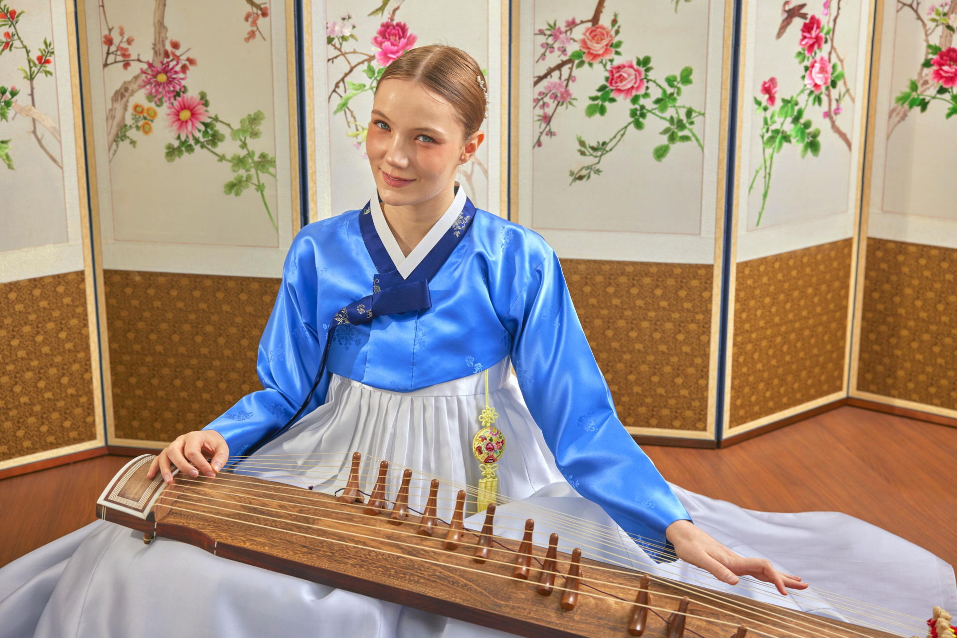  Real K-Vibes:Hanbok + Gayageum Class you'll Never Forget - Thumbnail 4