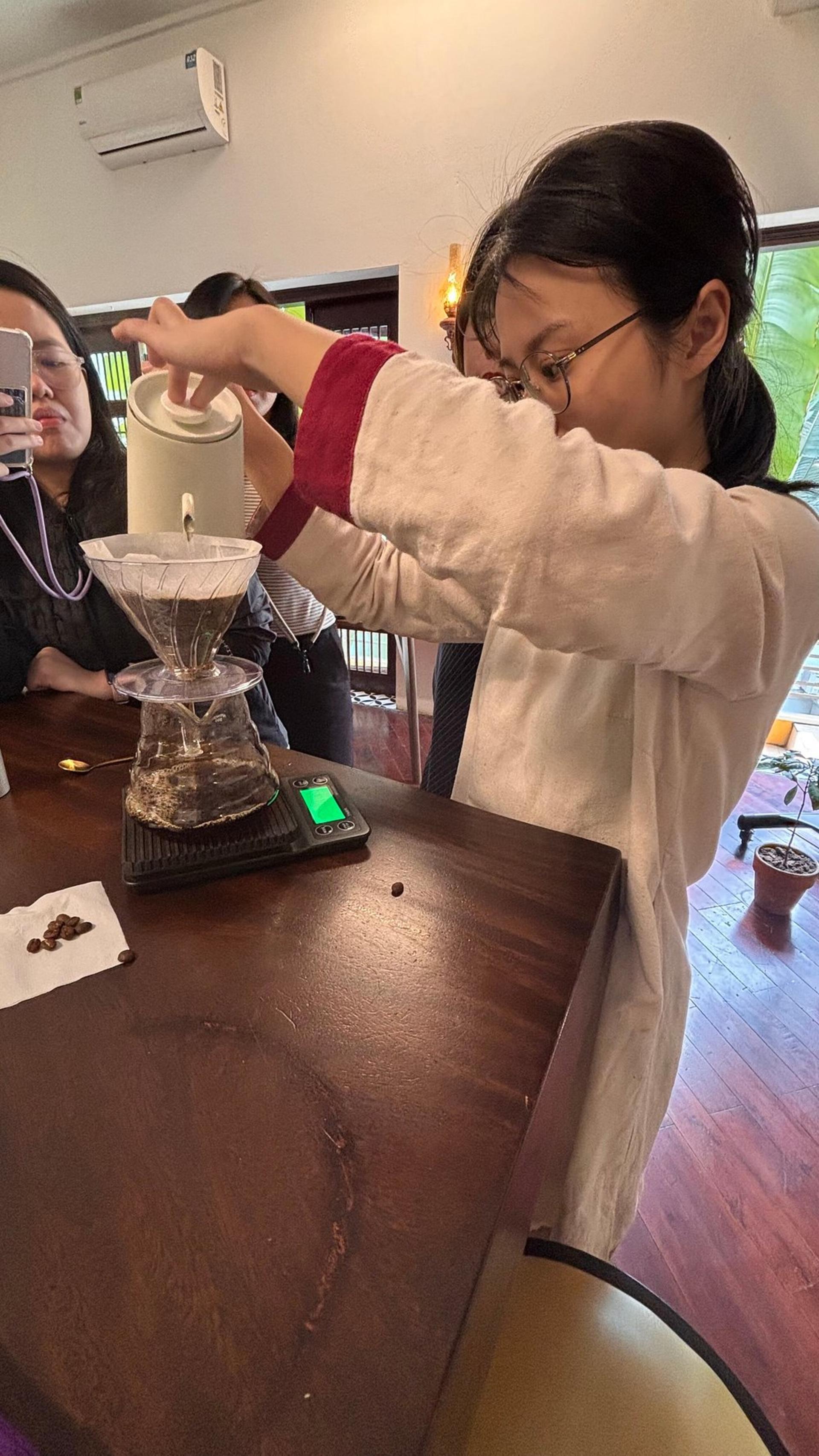 Hanoi Coffee Workshop by Su Quan Roastery: 6 Brews and Food Tasting - Thumbnail 6
