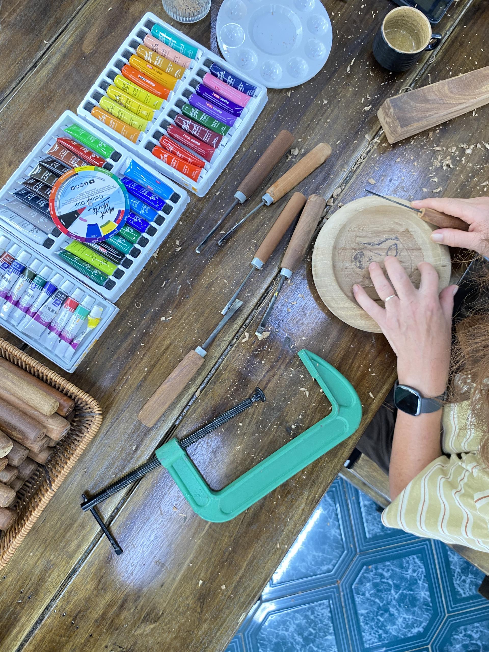 Moc Thon Hanoi: Wood Carving Workshop in a Tranquil Hidden Villa - Image 1