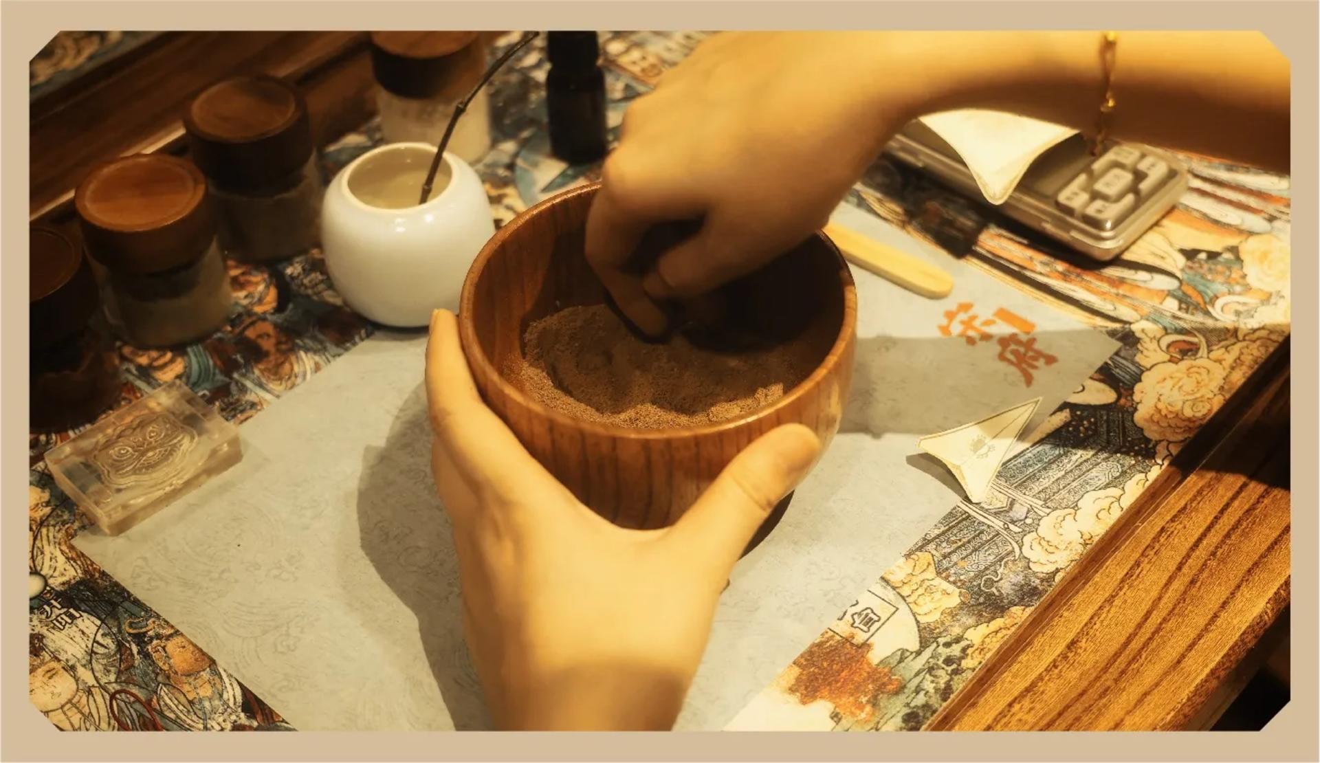 Shanghai DIY Tea Brewing, Incense Making & Sutra Transcription Half-Day Tour - Thumbnail 2