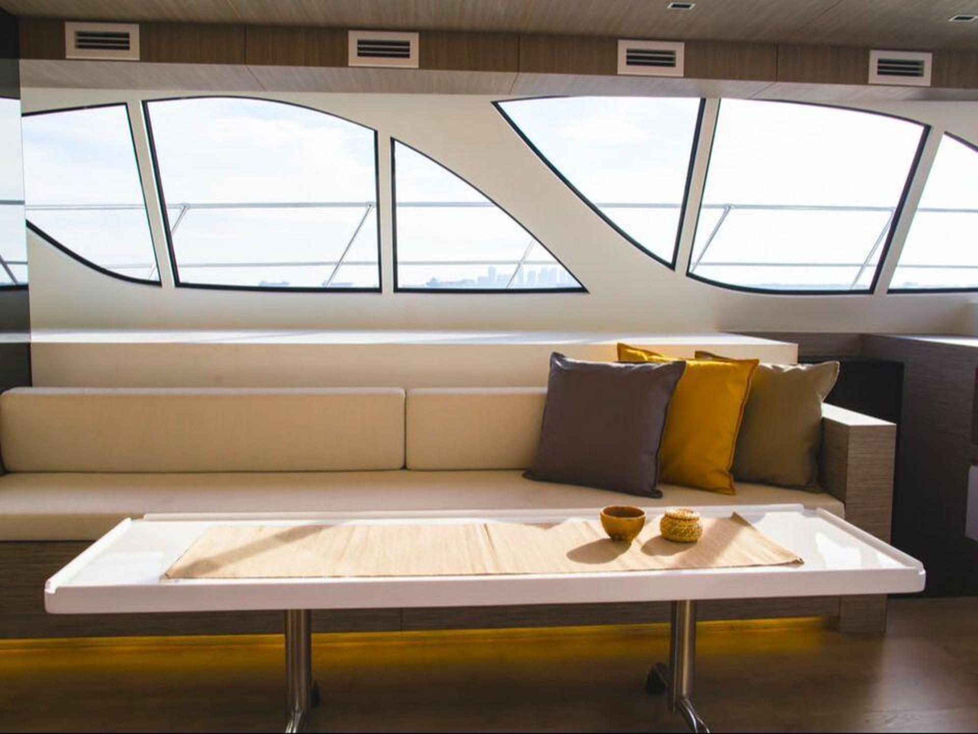 Southern Islands Yacht Charter on Maximum by Valencia Yachts - Thumbnail 7