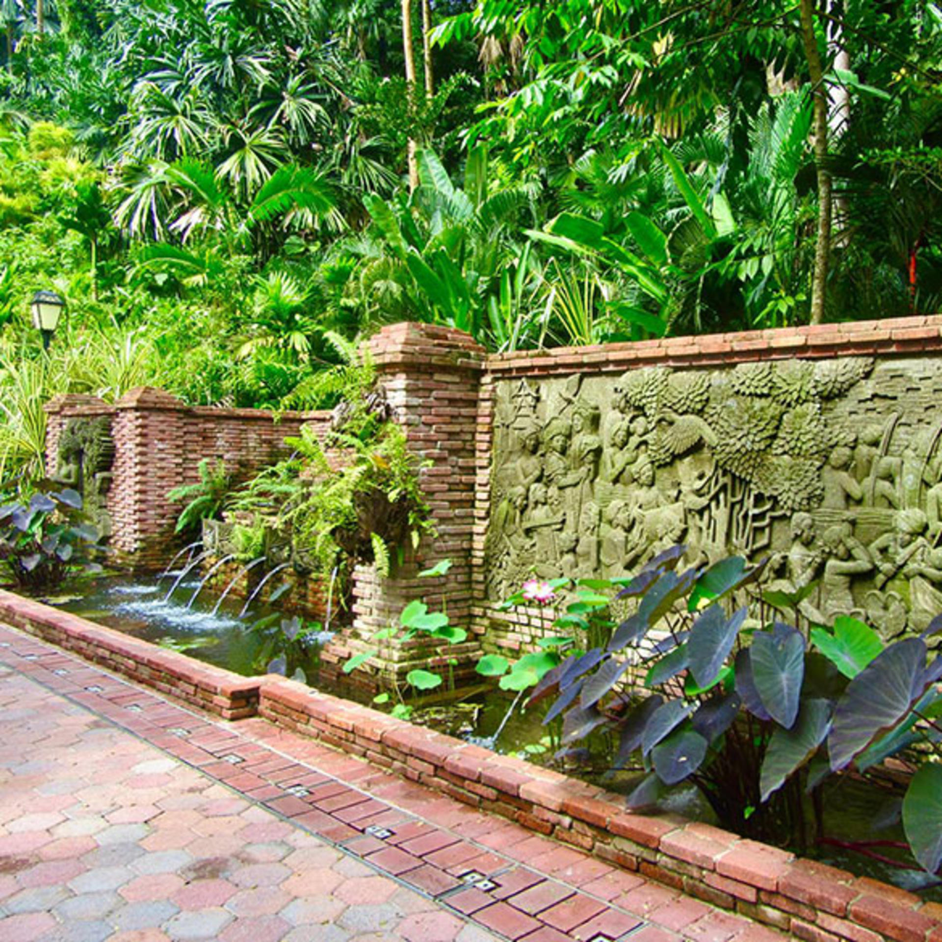 Walk Through 700 Years of History at Fort Canning Park - Thumbnail 8