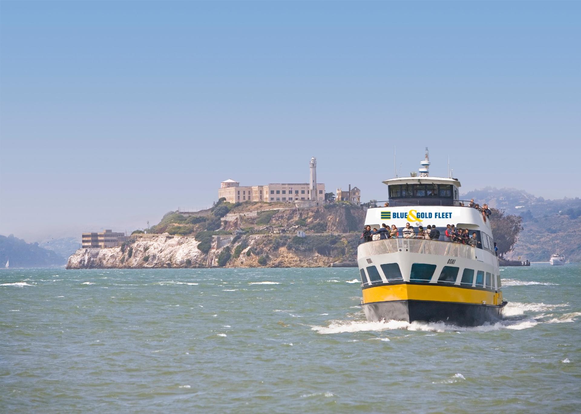 Escape from the Rock Cruise around Alcatraz Island - Thumbnail 2