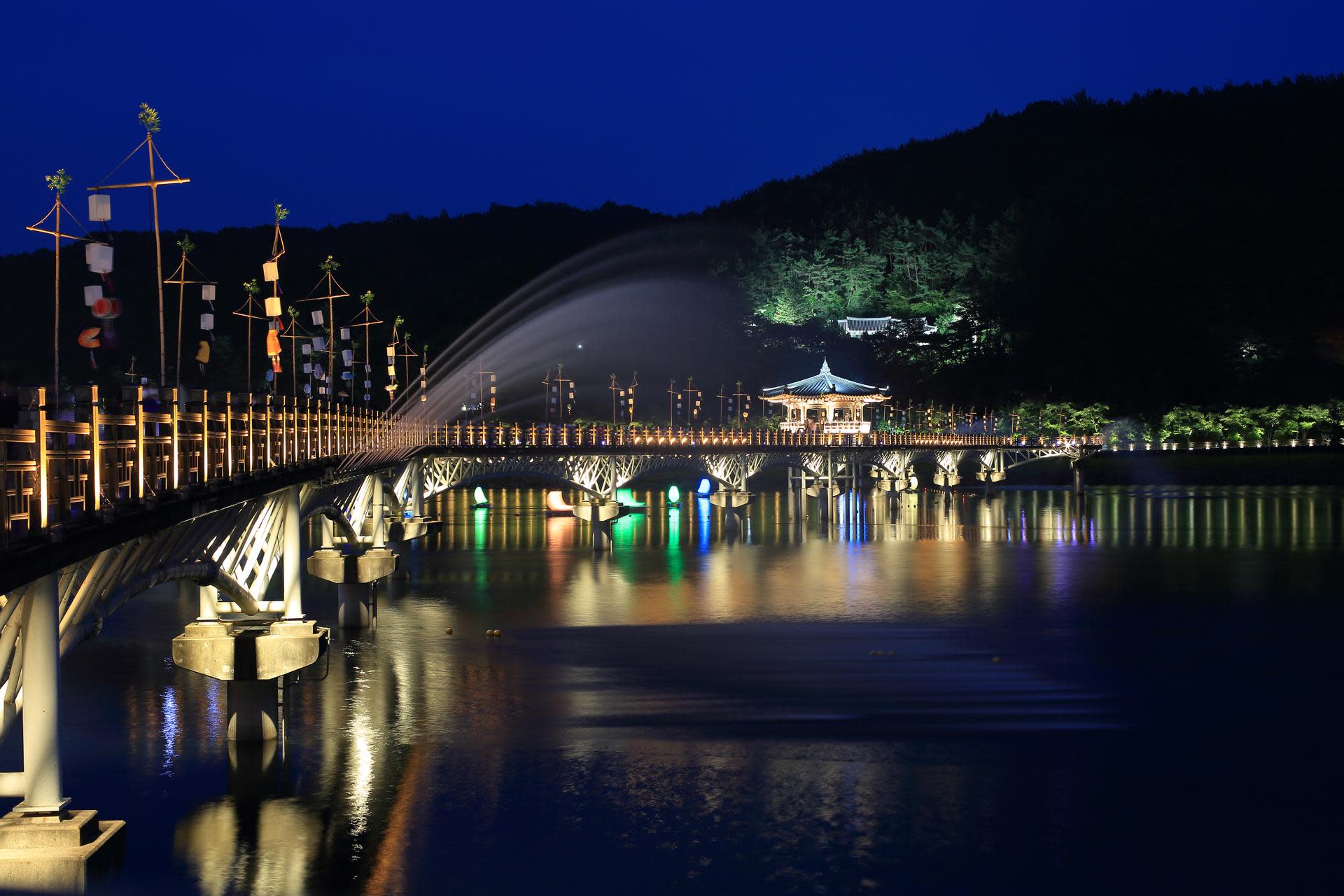Seoul - Andong Premium Private Transfer with Chauffeur - Thumbnail 14