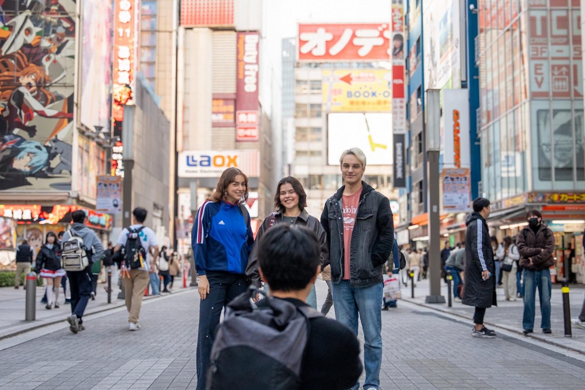 Retro to VR: Akihabara's Evolution Game Experience Tour - Thumbnail 2