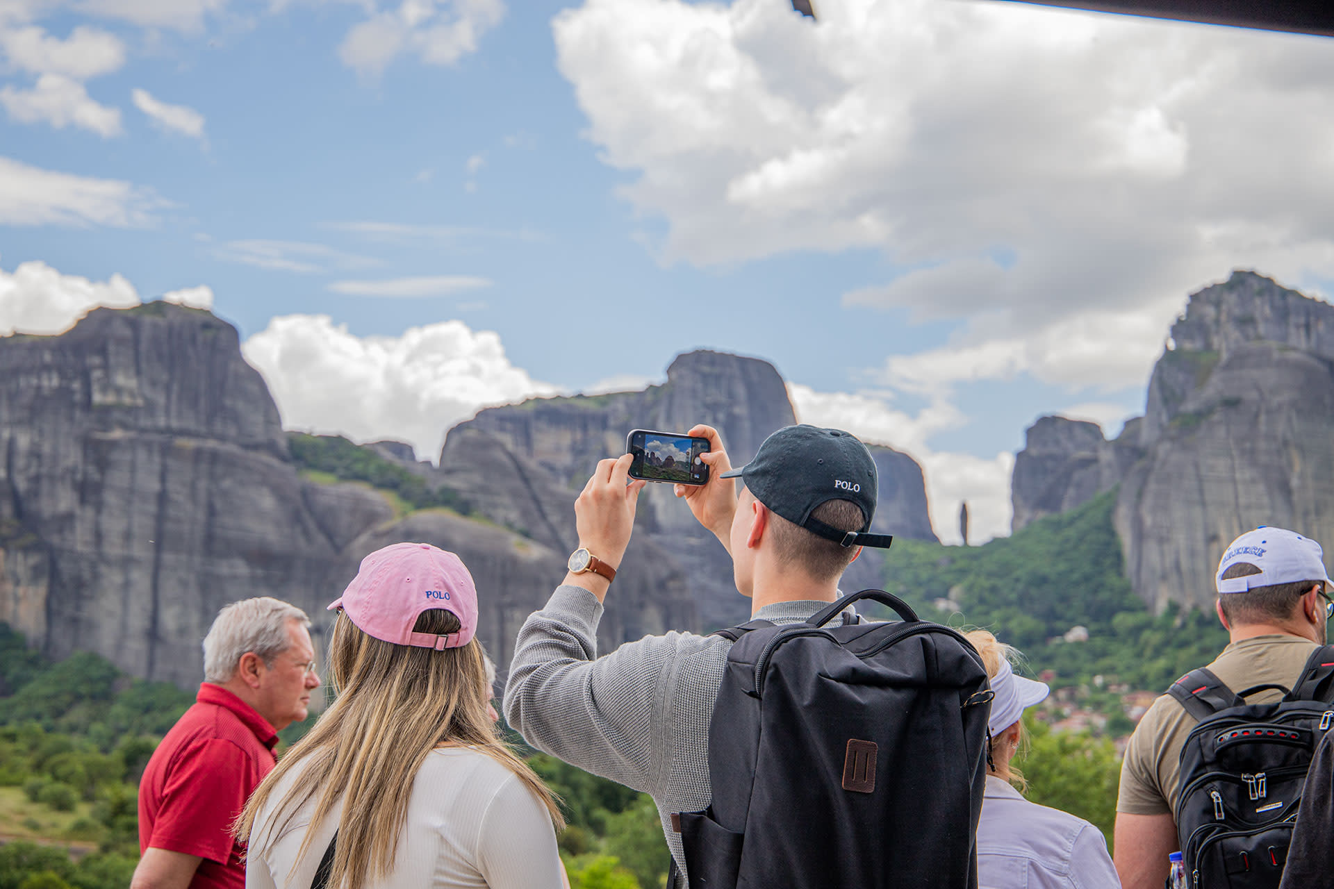 Midday monasteries and hidden caves bus tour in Meteora - Thumbnail 24