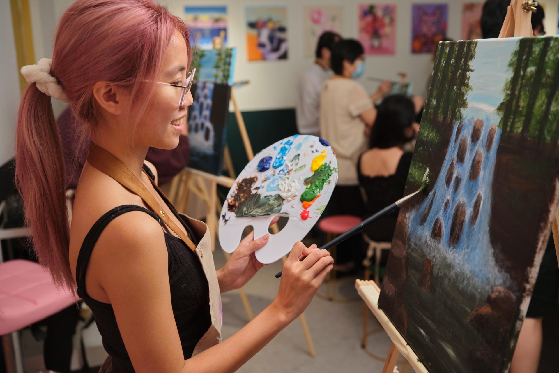 Therapeutic Art Jamming Workshop by Paintblush Singapore - Thumbnail 2