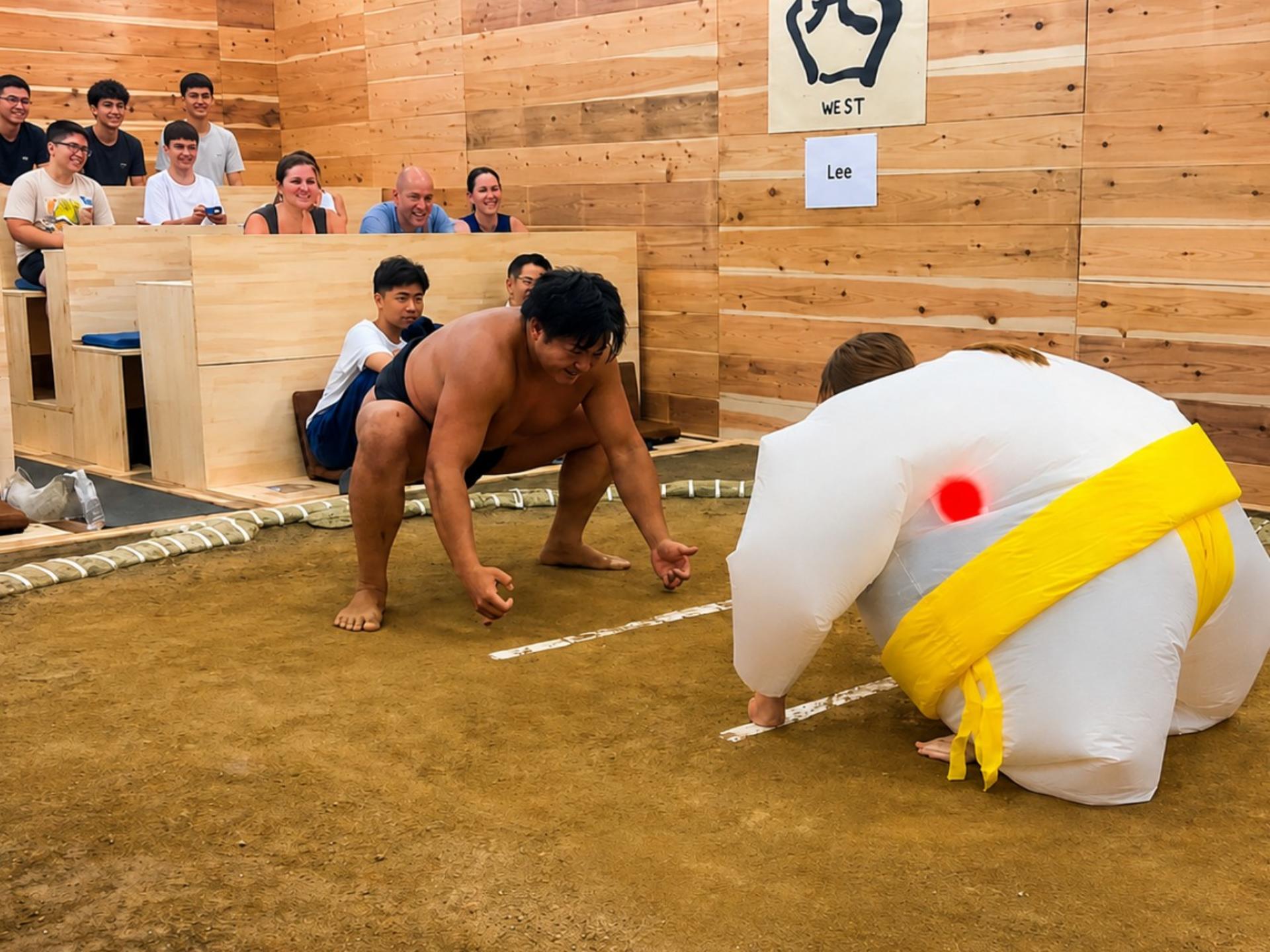 Kyoto | Live Sumo Show & Photo with Wrestlers, Drink Included - Thumbnail 6