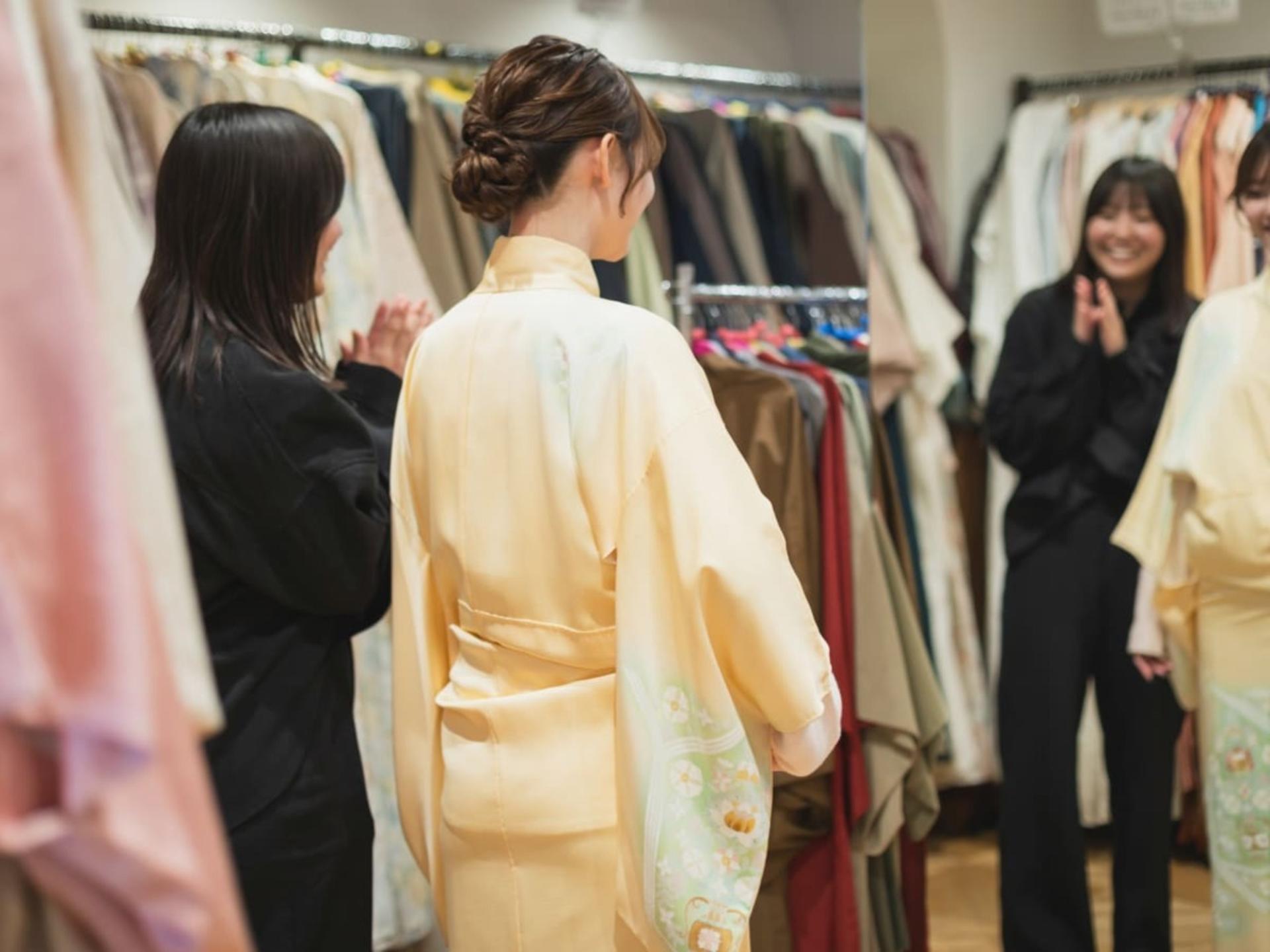 [Tekuteku Kyoto Kiyomizu Store]Kimono Experience and Hair Styling - Thumbnail 12
