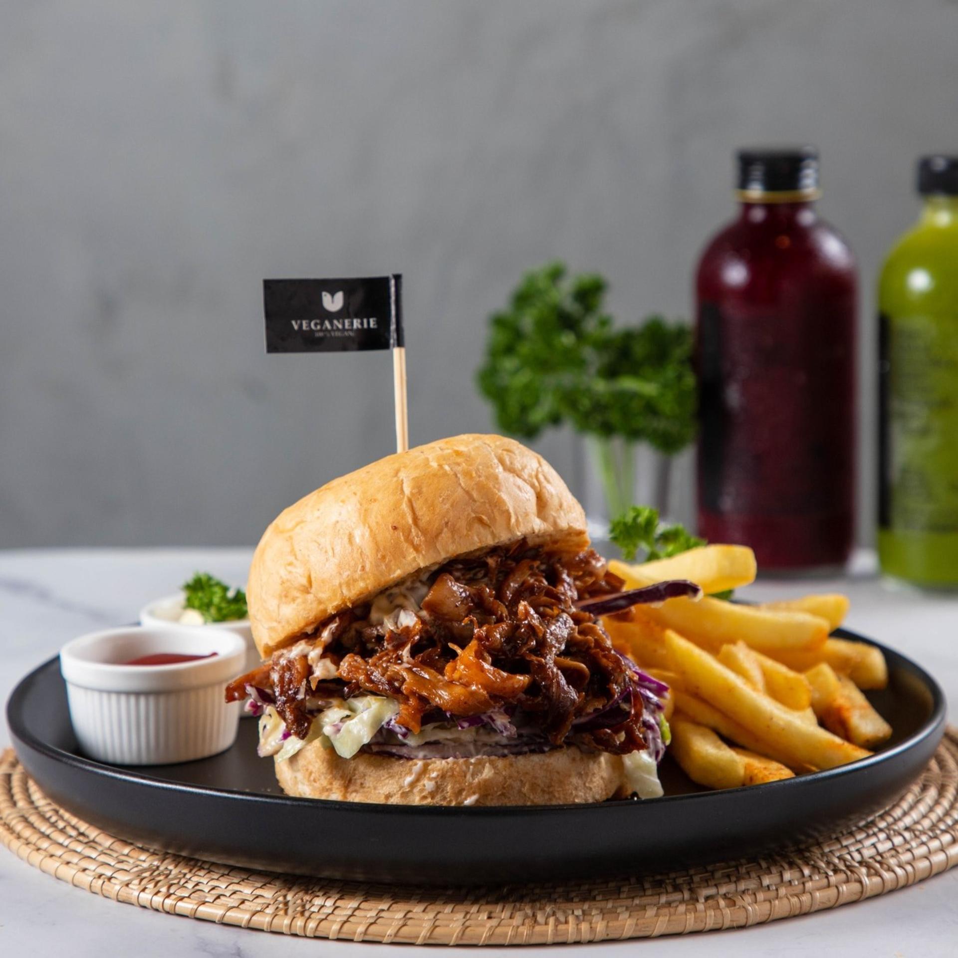 Veganerie Concept in Phrom Phong, Bangkok - Thumbnail 13