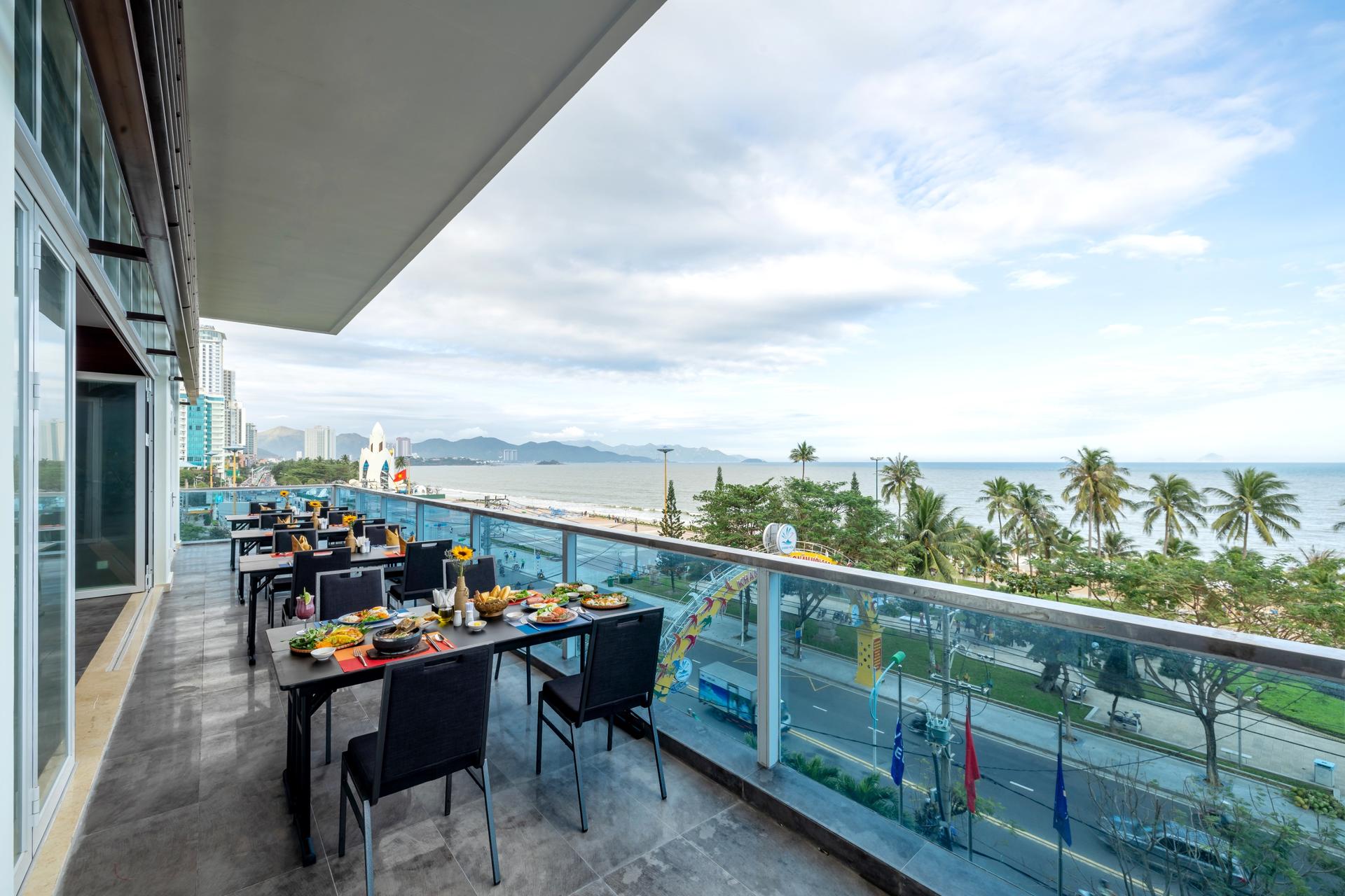 Classic Afternoon High Tea At Novotel Nha Trang - Thumbnail 5
