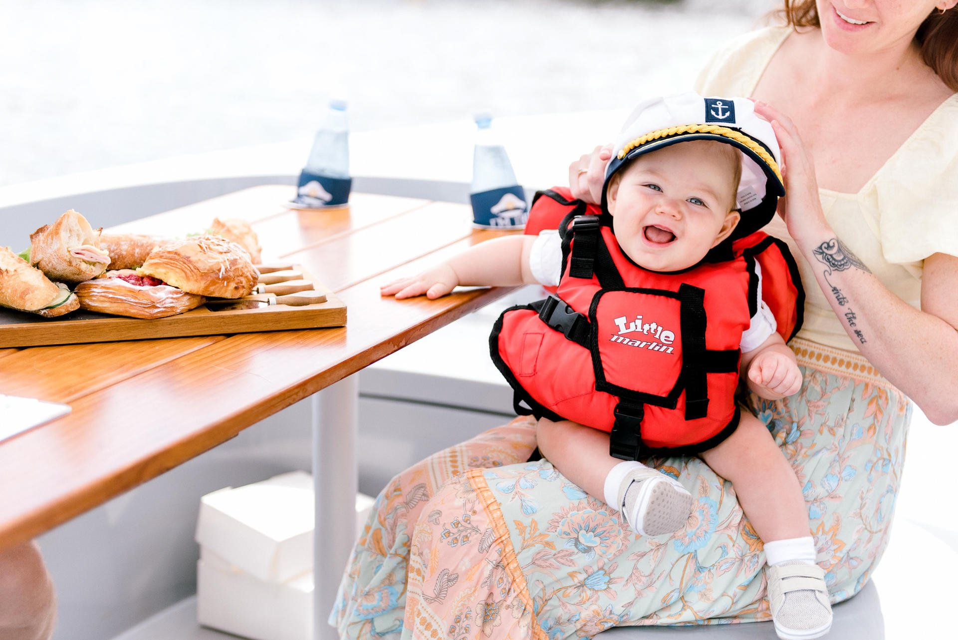 Electric Picnic Boat Rental in Gold Coast - Thumbnail 5