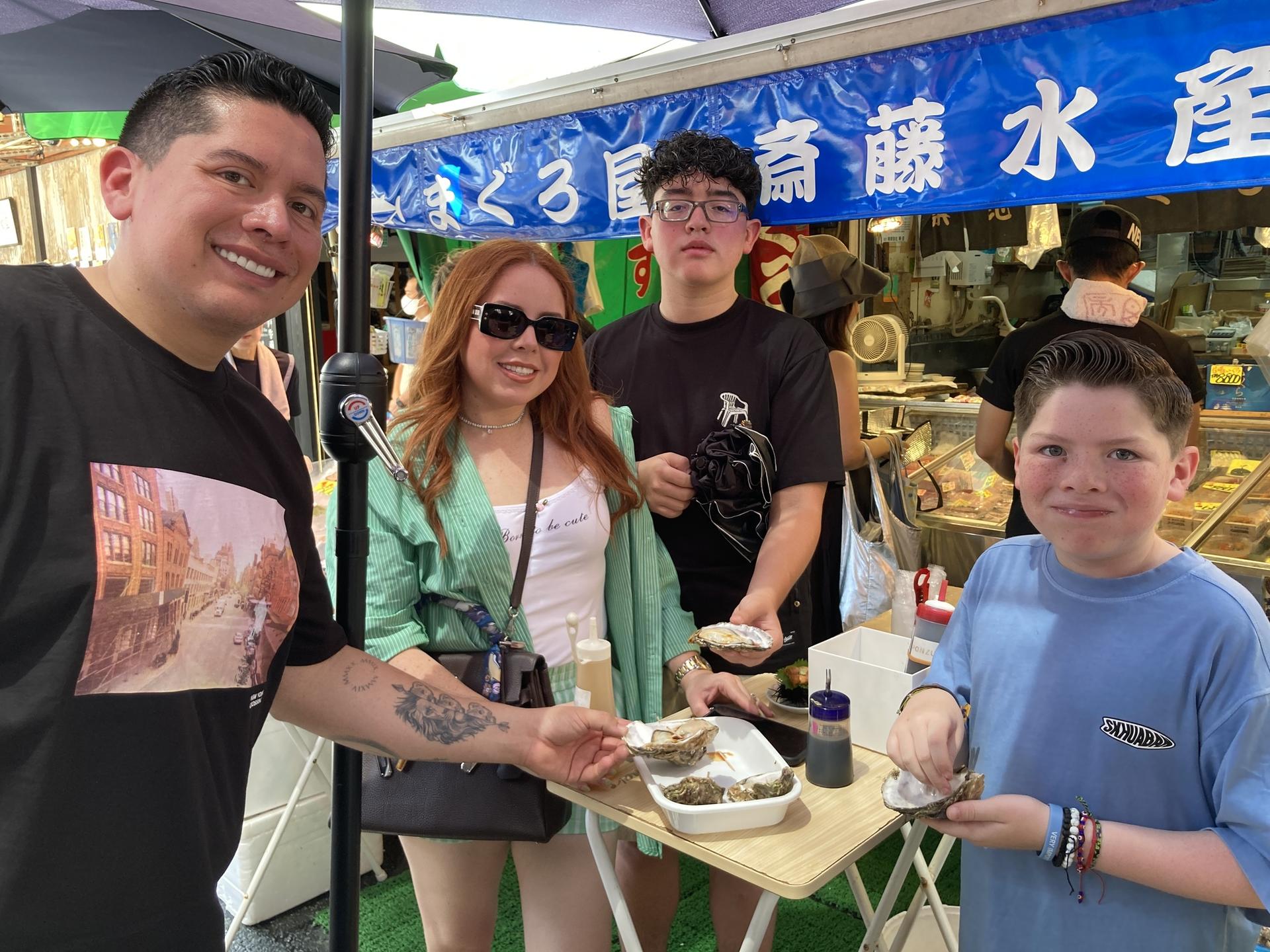 Tokyo: Tsukiji Fish Market Culture Walking and Food Tour - Thumbnail 3