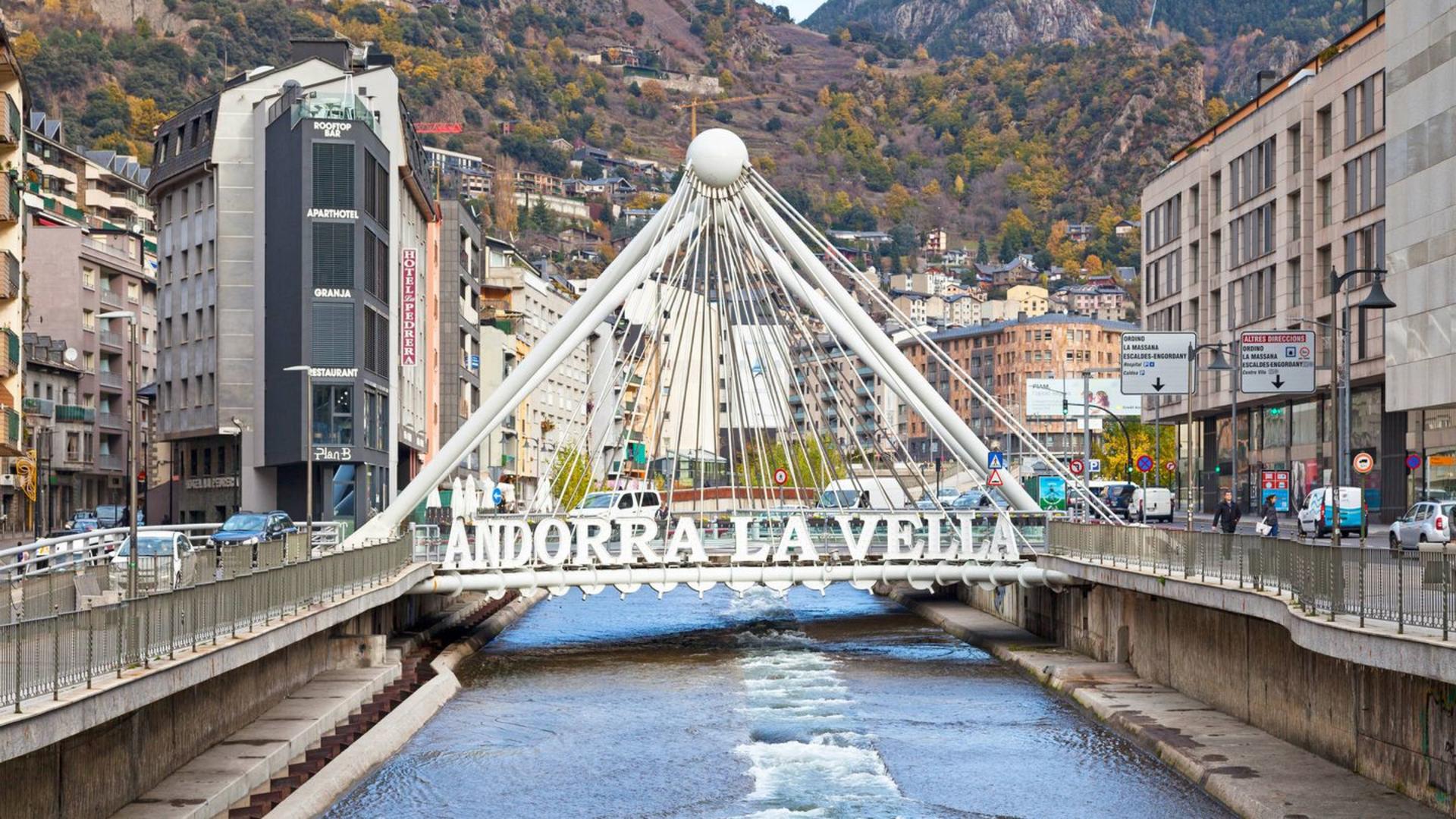 Andorra and France Guided Day Tour - Thumbnail 6