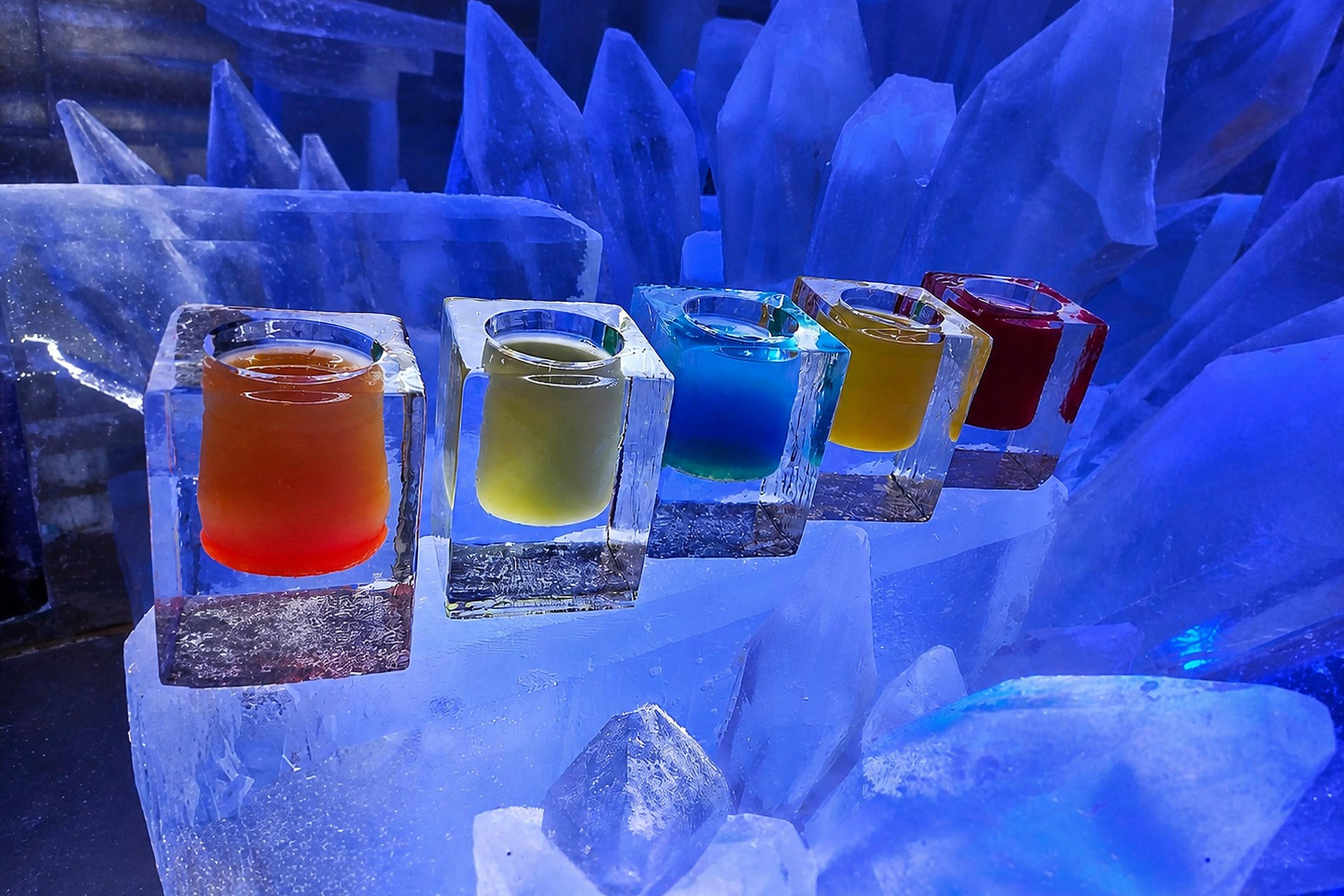 Hongdae Ice Cafe Experience with Drink & Refill in Seoul - Thumbnail 5
