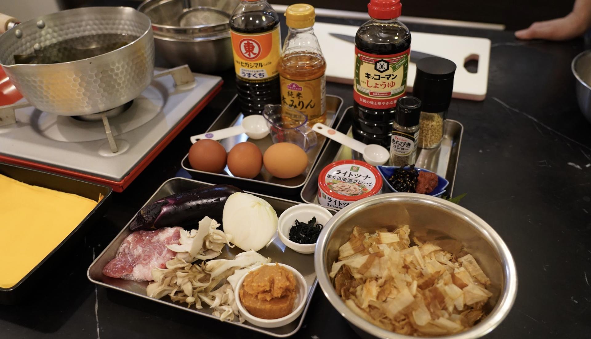 Osaka: Sake Tasting & Japanese Cooking Experience - Thumbnail 5