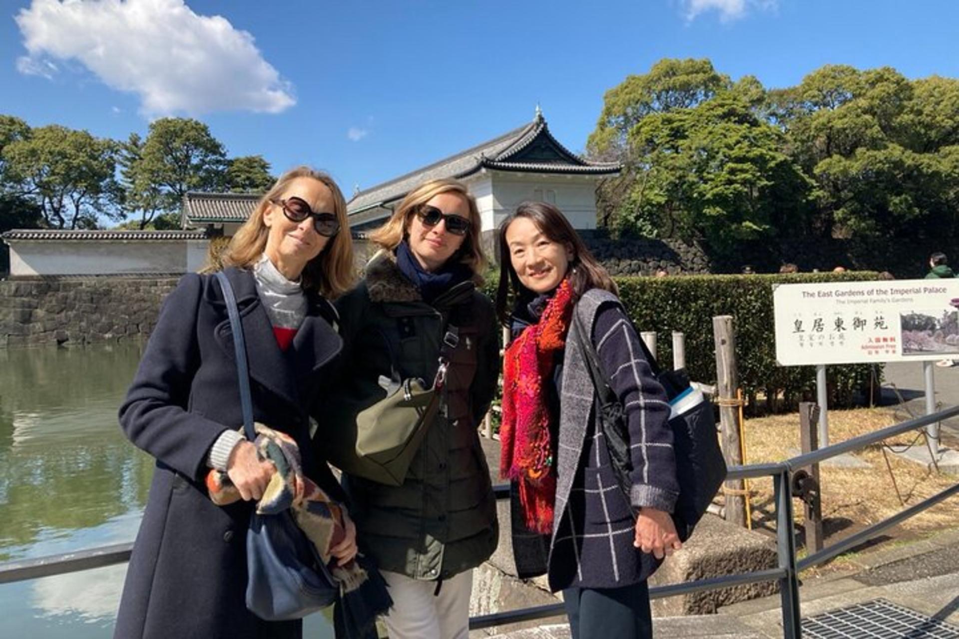  Tokyo Private Walking Tour of the Imperial Palace East Gardens - Thumbnail 11