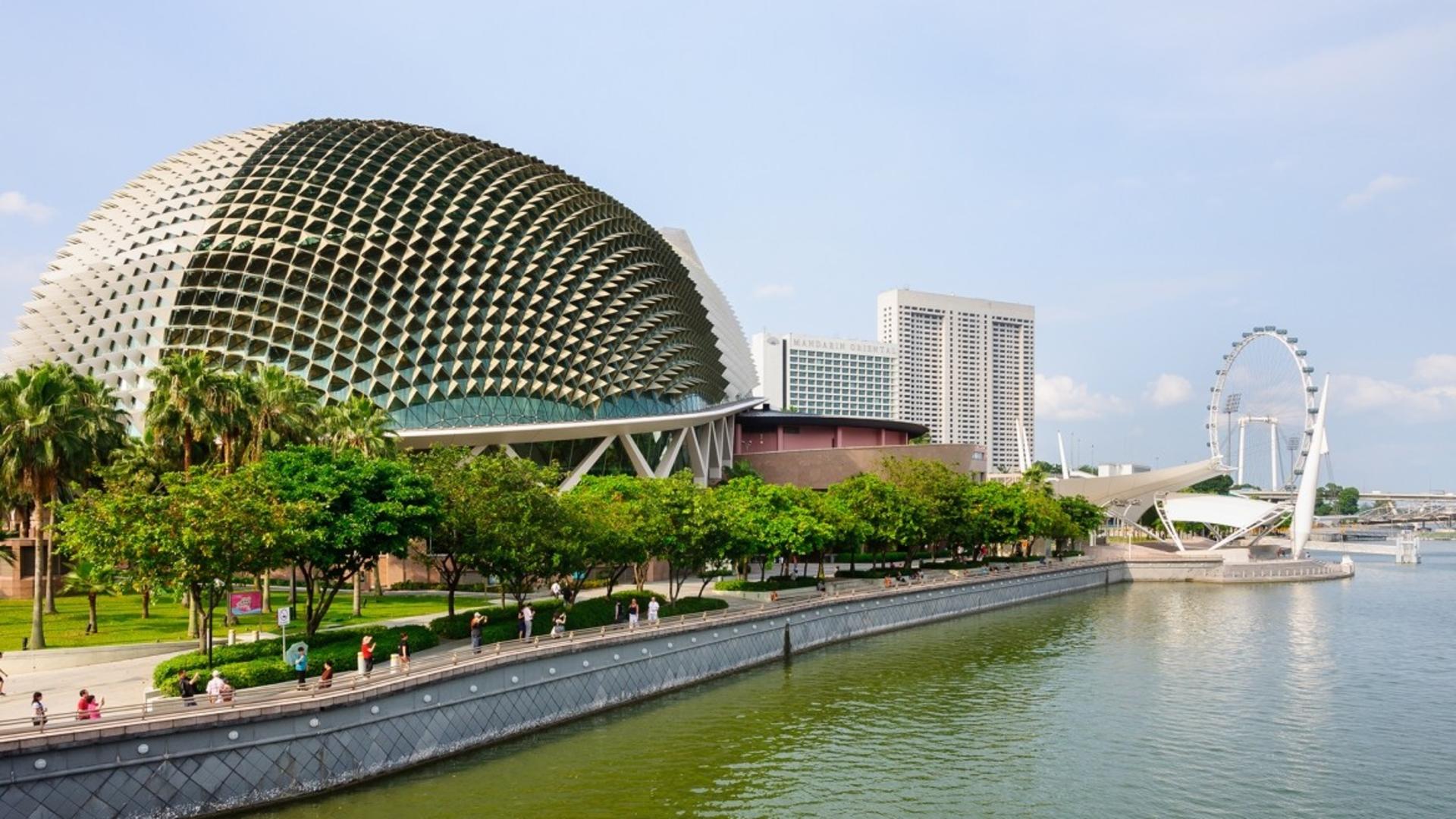 Singapore Iconic Landmarks Guided City Highlights Tour - Thumbnail 4
