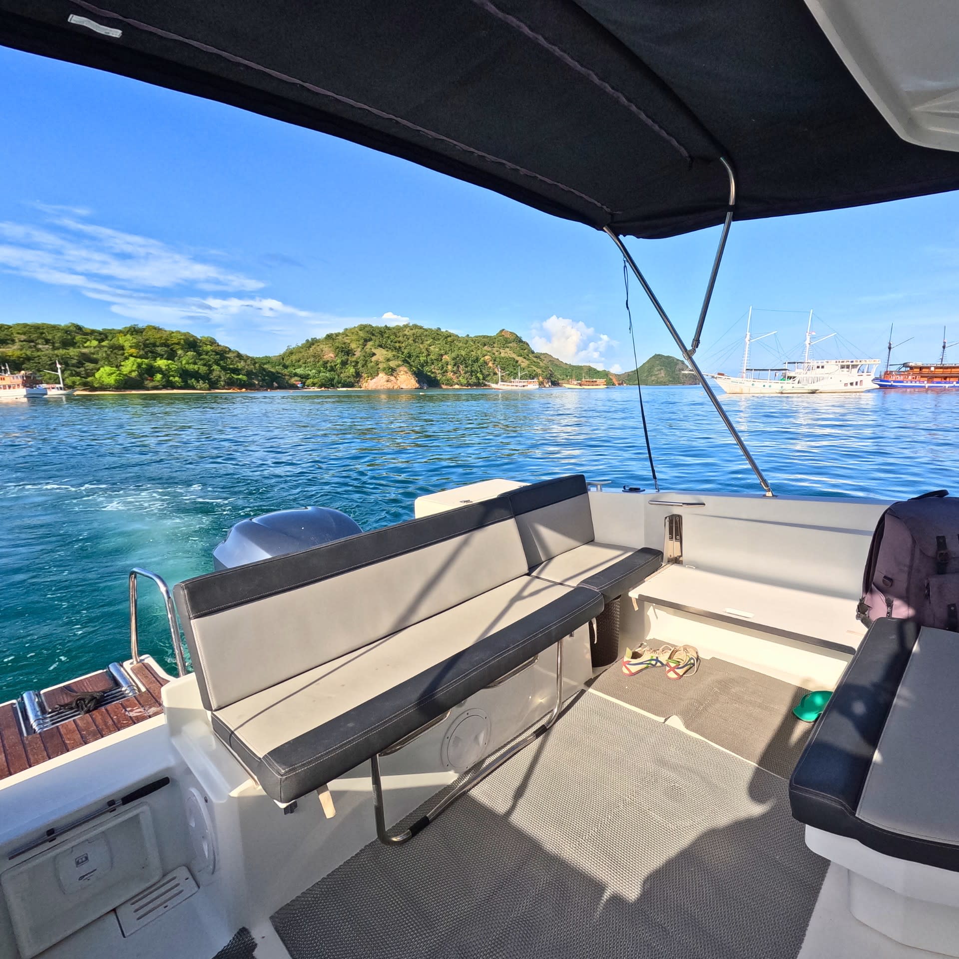 Private Komodo Yacht Tour from Labuan Bajo by Salaya Yacht - Thumbnail 10