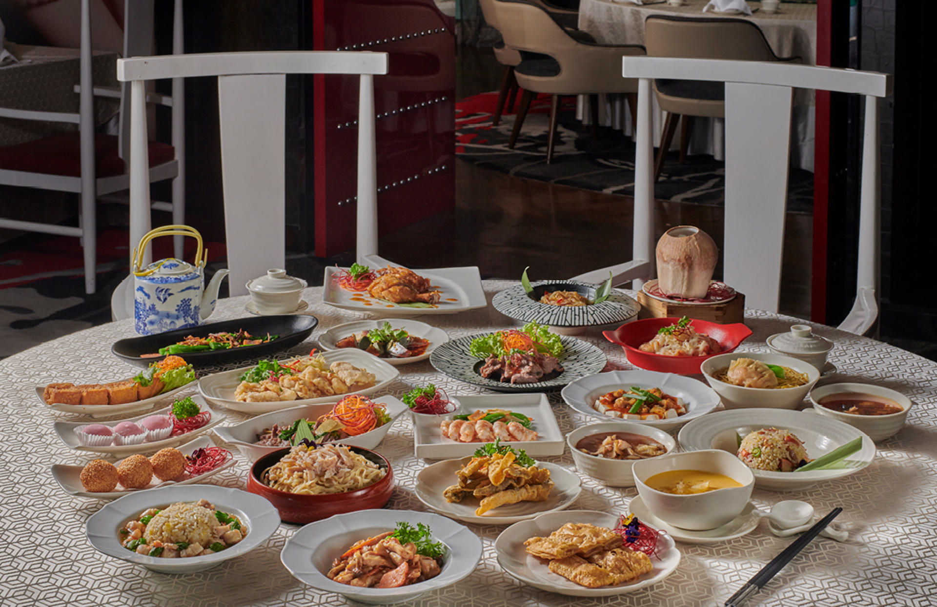Hotel Dining at Red Chinese Restaurant, Pullman KLCC Hotel & Residences - Thumbnail 3