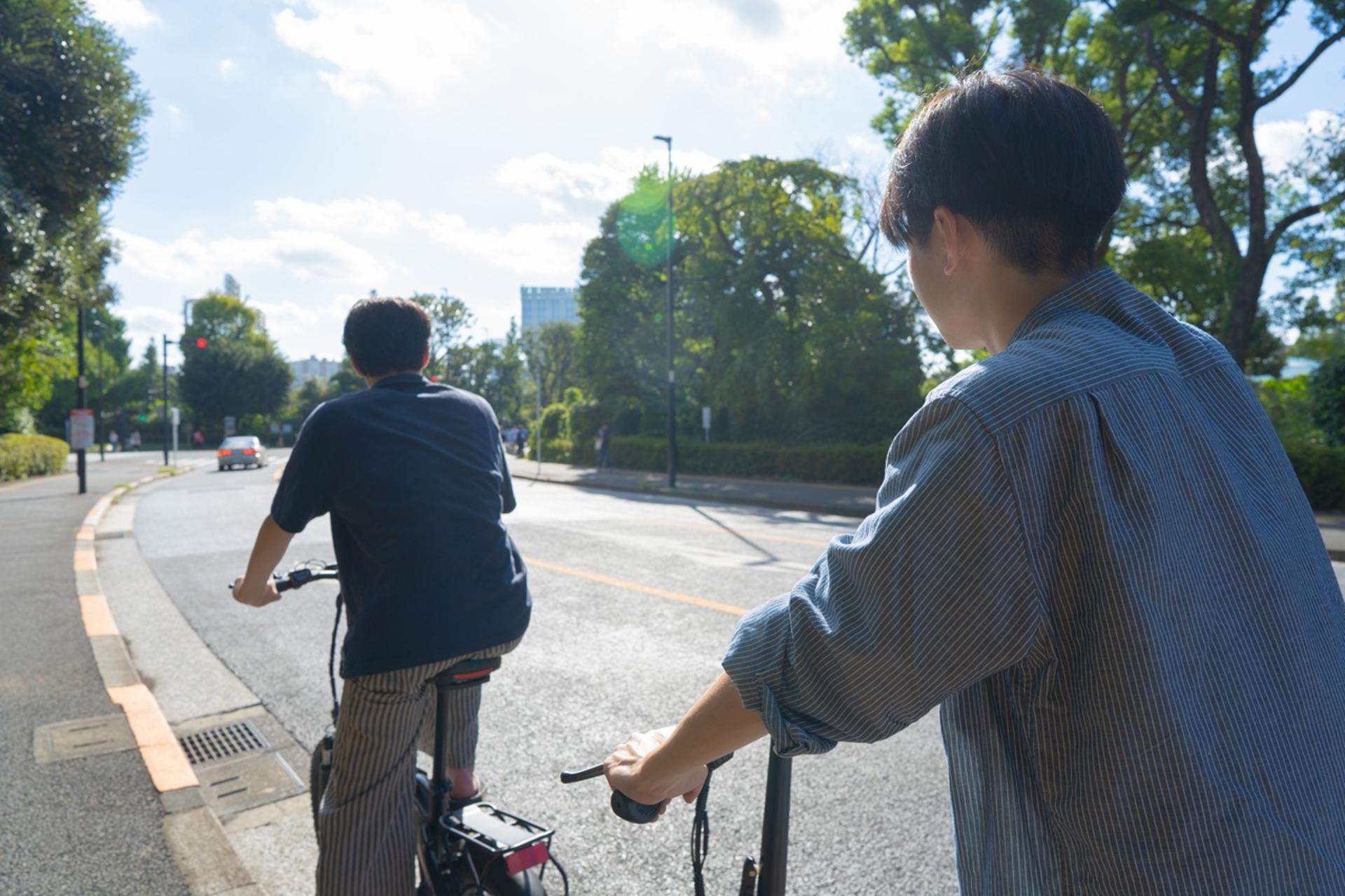 Tokyo: Private 2-Hour E-Bike Ride, City or Imperial Palace - Thumbnail 3