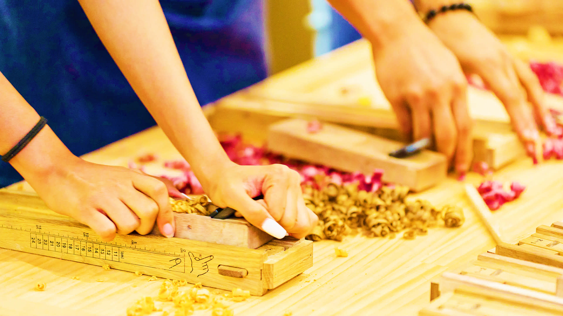 Tokyo Shibuya: Traditional Chopstick Making Experience - Image 1