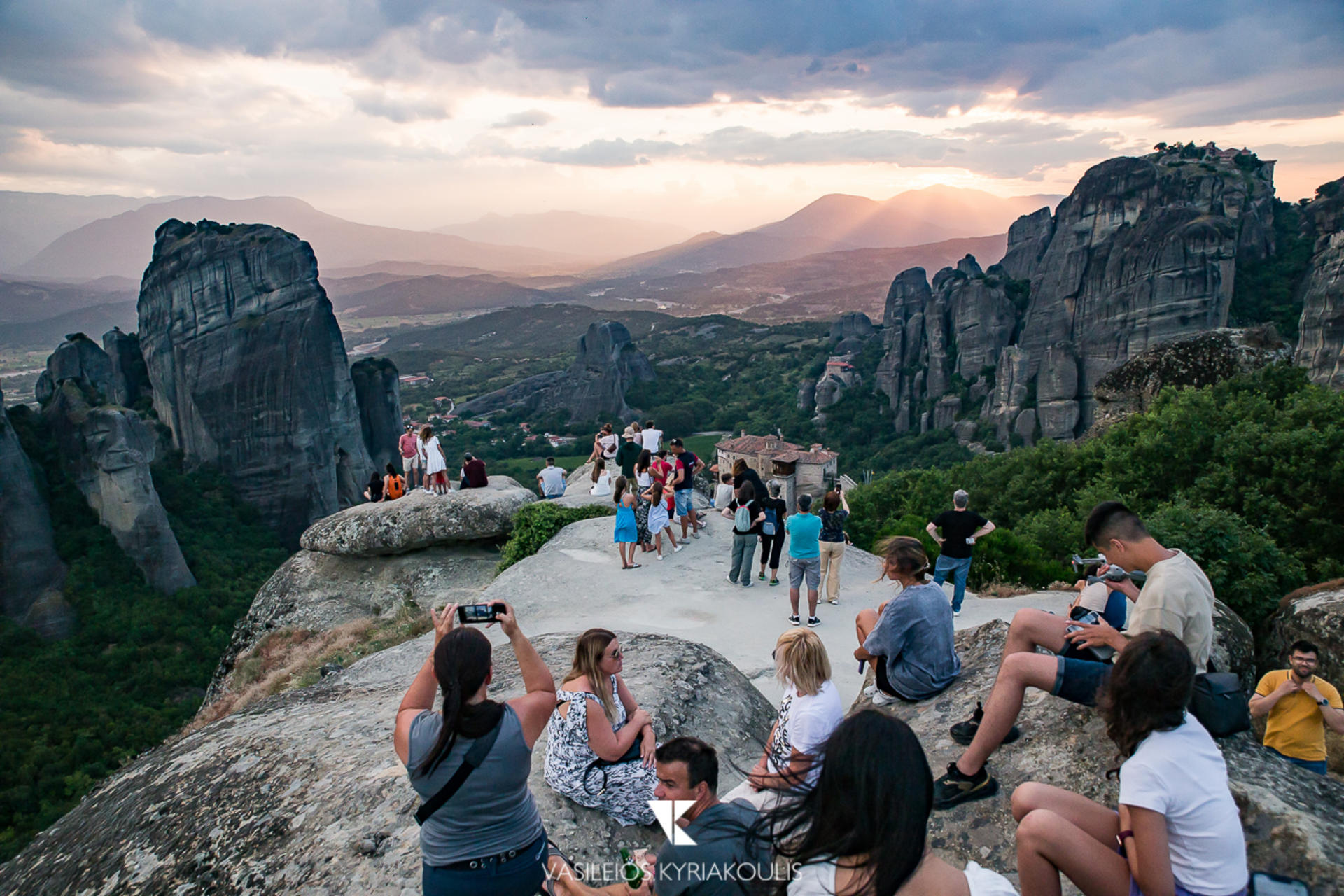 Meteora Day Tour from Athens, 9 ΑΜ start, Sea Stops, Caves & Lunch - Thumbnail 9
