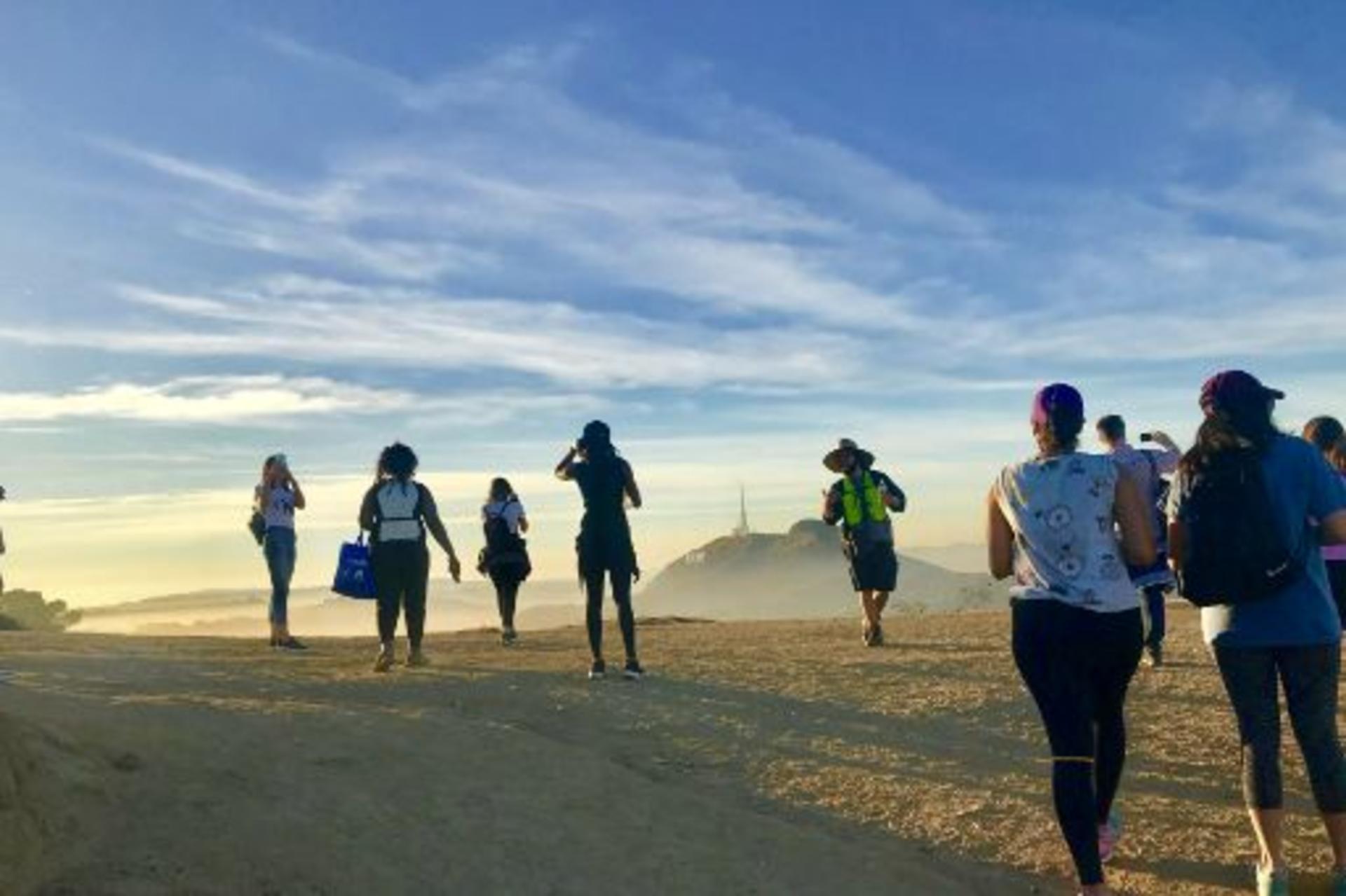 Los Angeles: Griffith Observatory Hike Walking Tour - Thumbnail 8