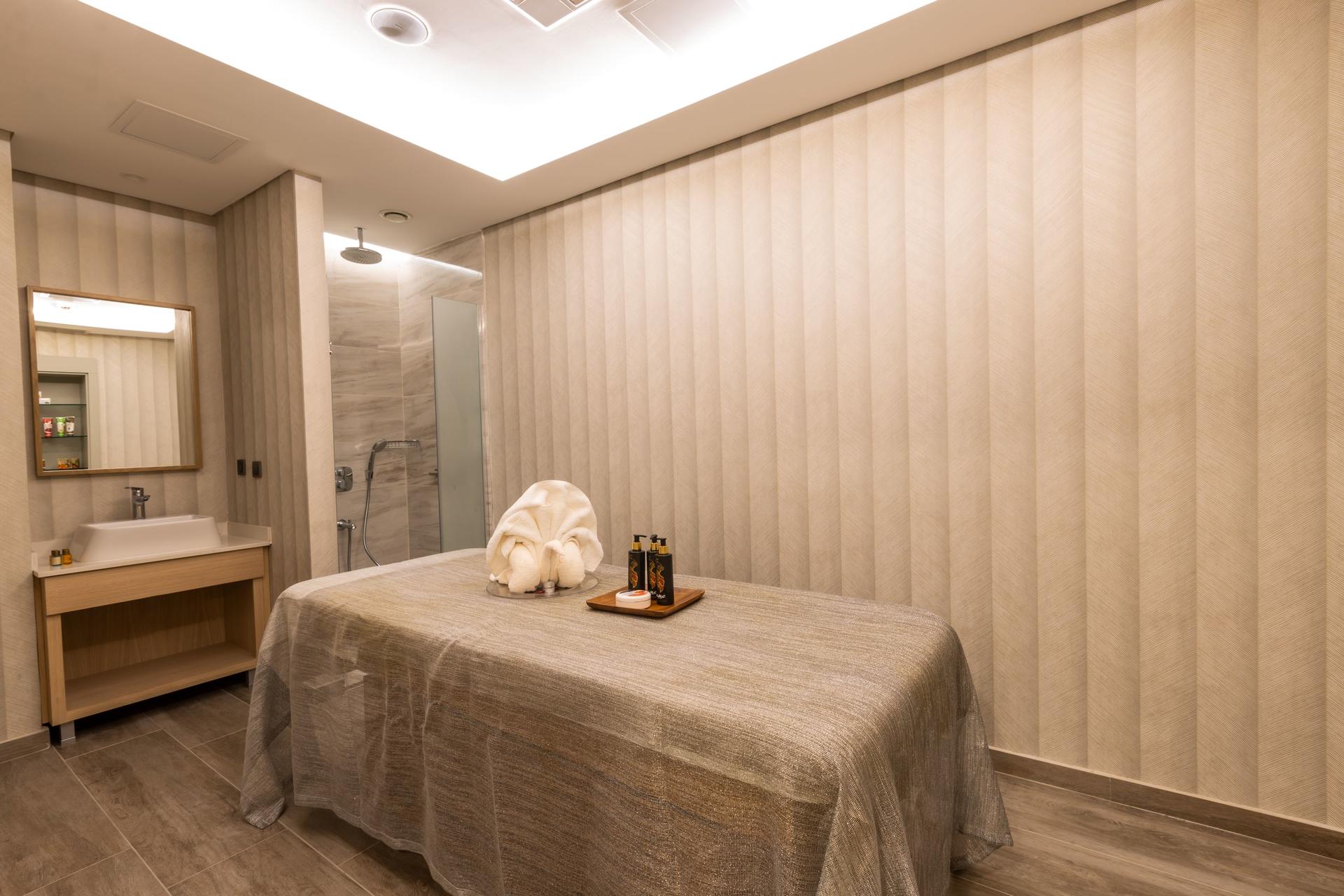 Private Turkish bath, spa, and massage experience in Taksim - Thumbnail 8