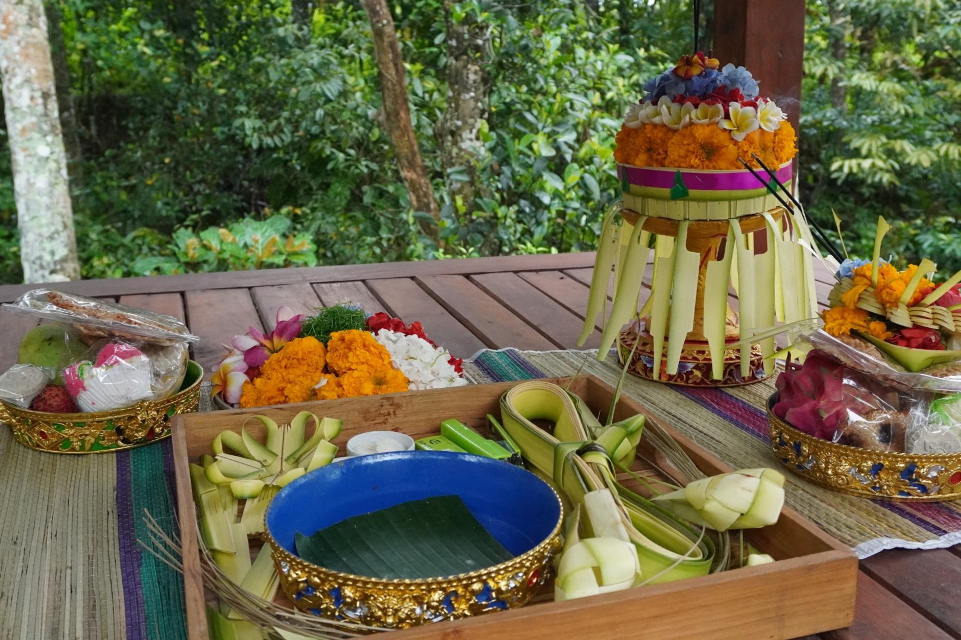 Bali Experience: Offerings, Dance, Rindik Music & Water Blessing - Image 1
