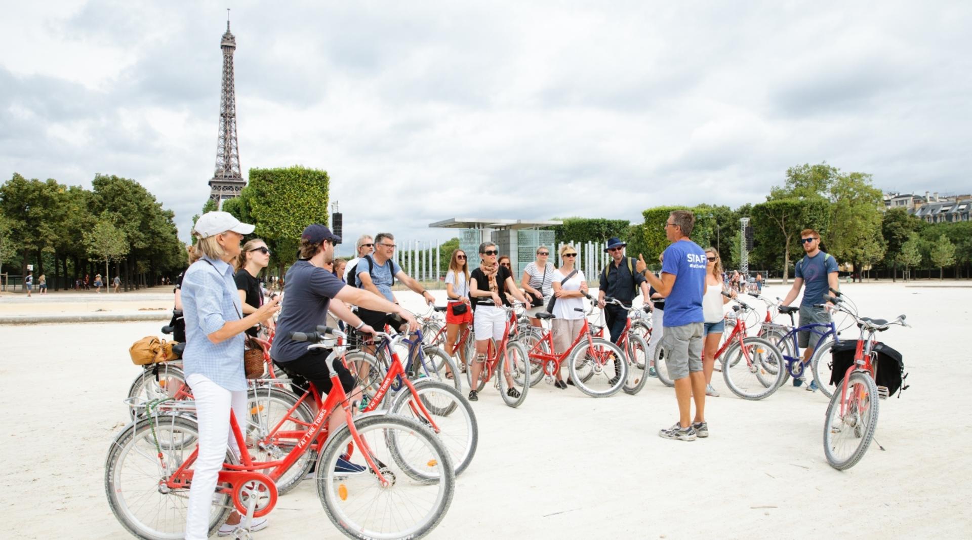 Half Day Bike Tour in Paris - Thumbnail 4