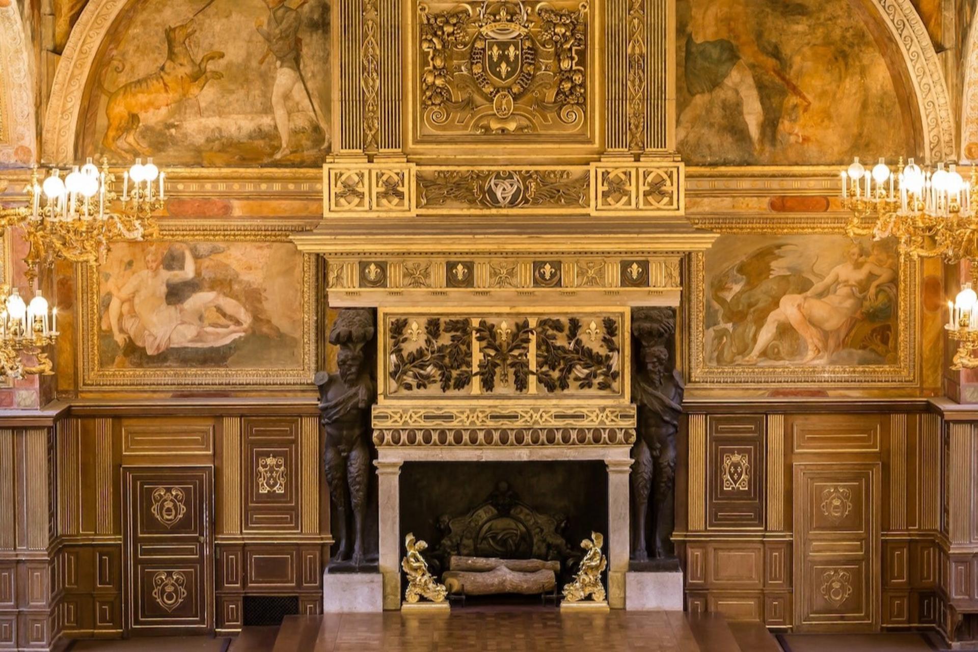 Chateau de Fontainebleau Admission in Paris - Thumbnail 5