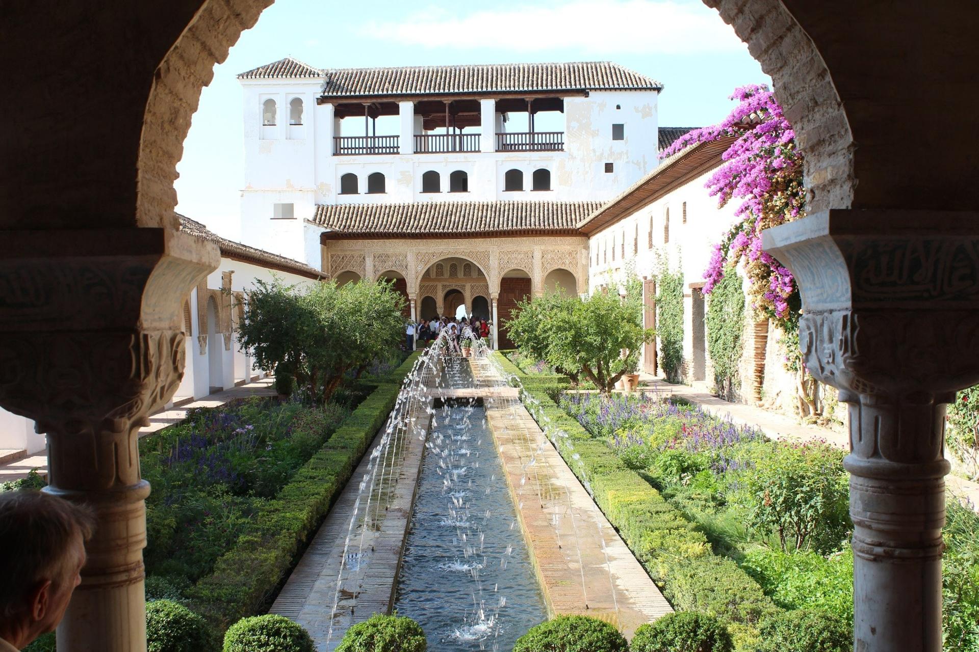 Granada, Alhambra & Generalife Tour from Costa del Sol - Thumbnail 7
