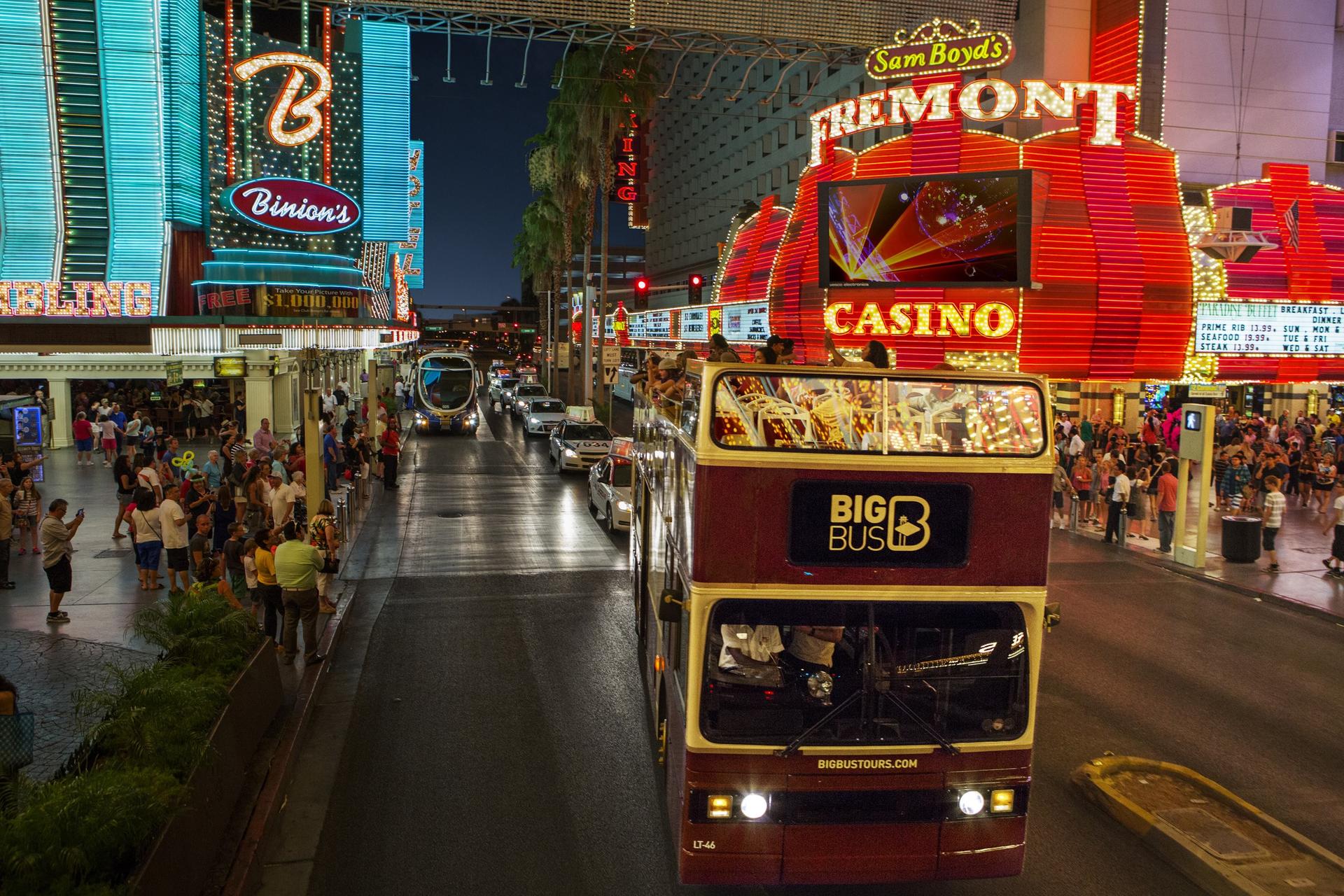 Hop-On Hop-Off Big Bus Las Vegas Tour  - Thumbnail 6