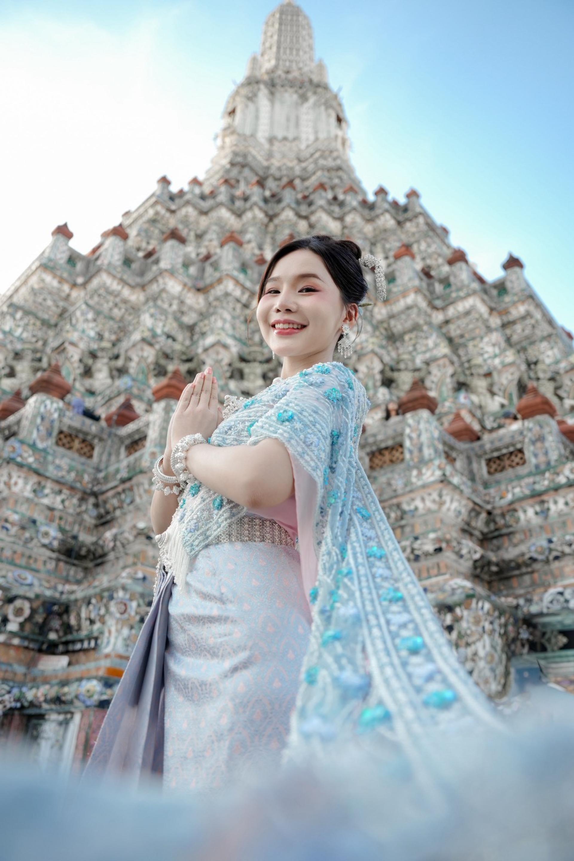 Thai Costume Rental in Bangkok by Bangkok & Blush - Thumbnail 19