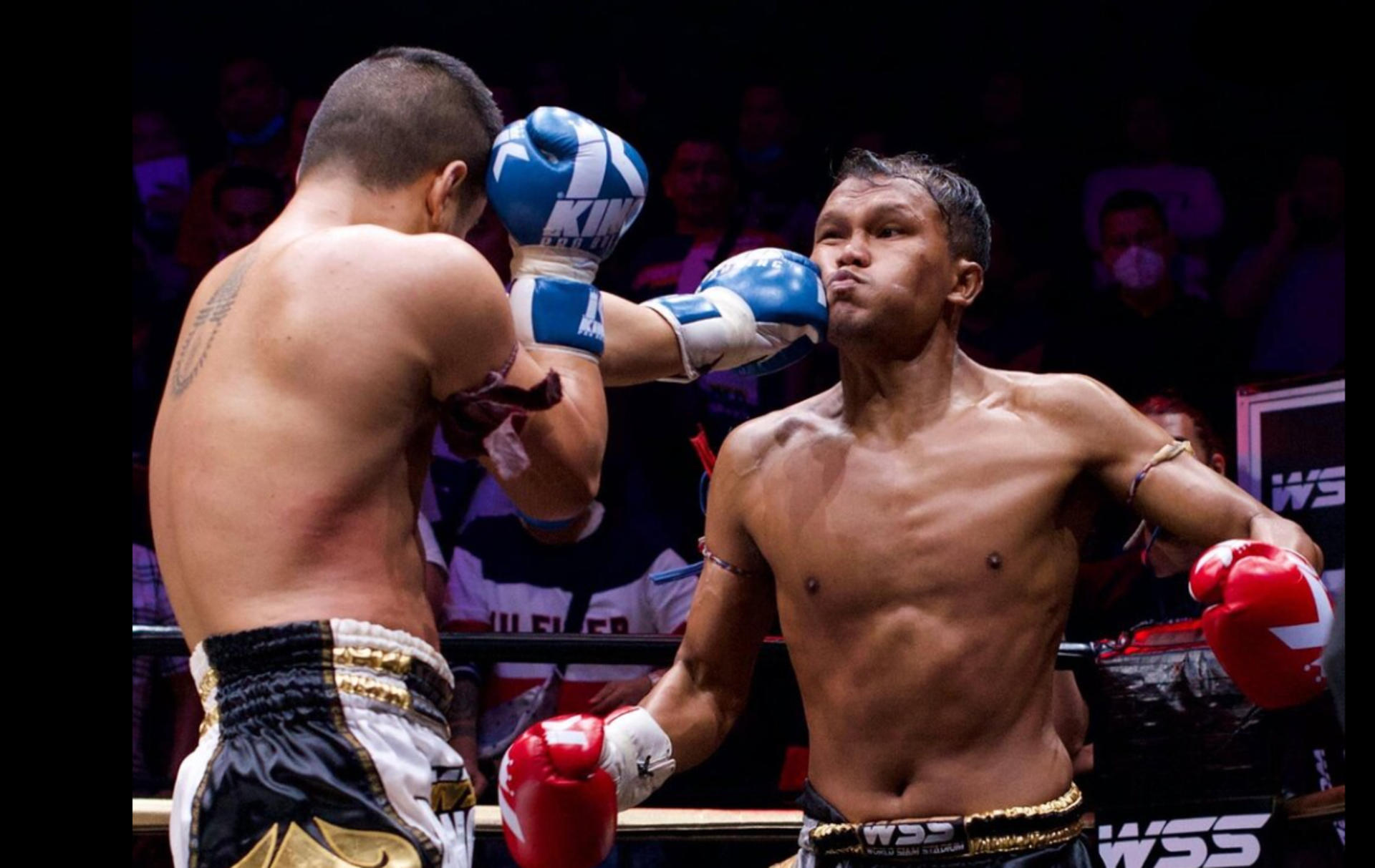 Muay Thai Fight at World Siam Stadium-Tawanna Bangkapi - Thumbnail 2