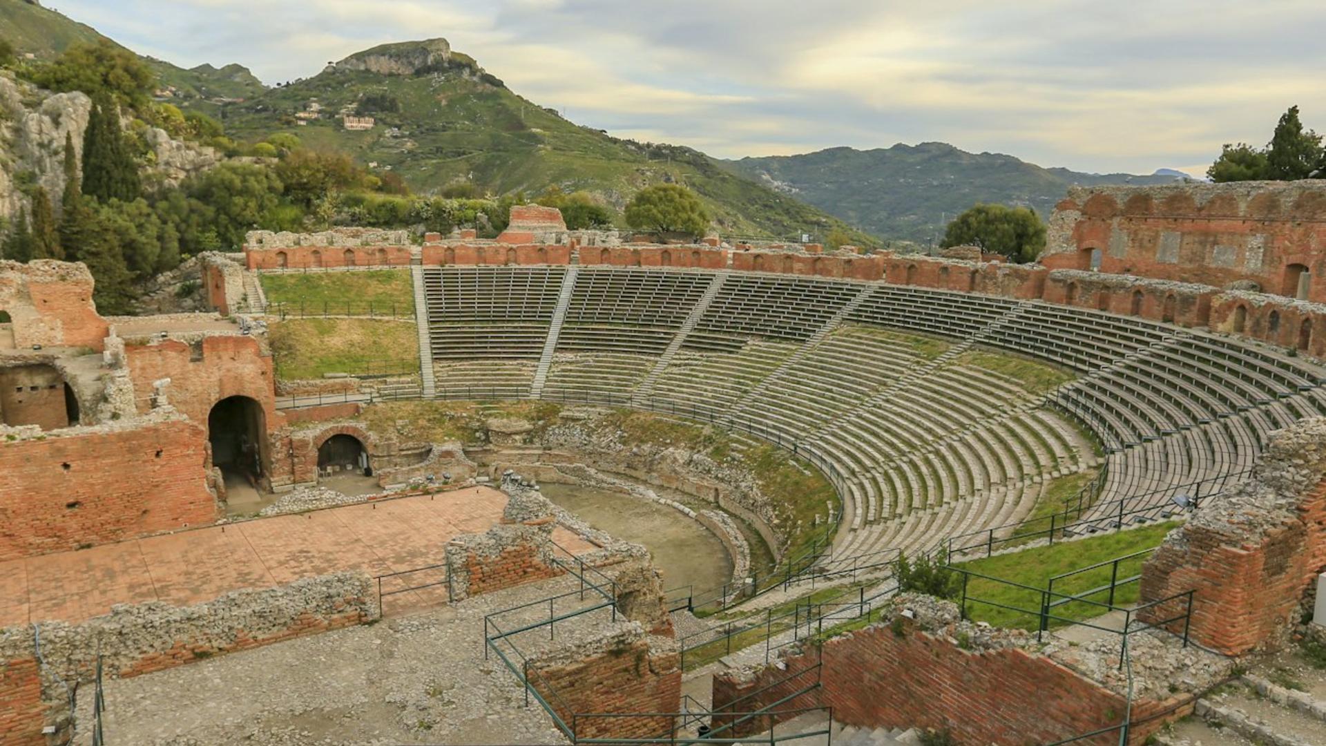 Ancient Theater of Taormina ticket with audio guide  - Thumbnail 3