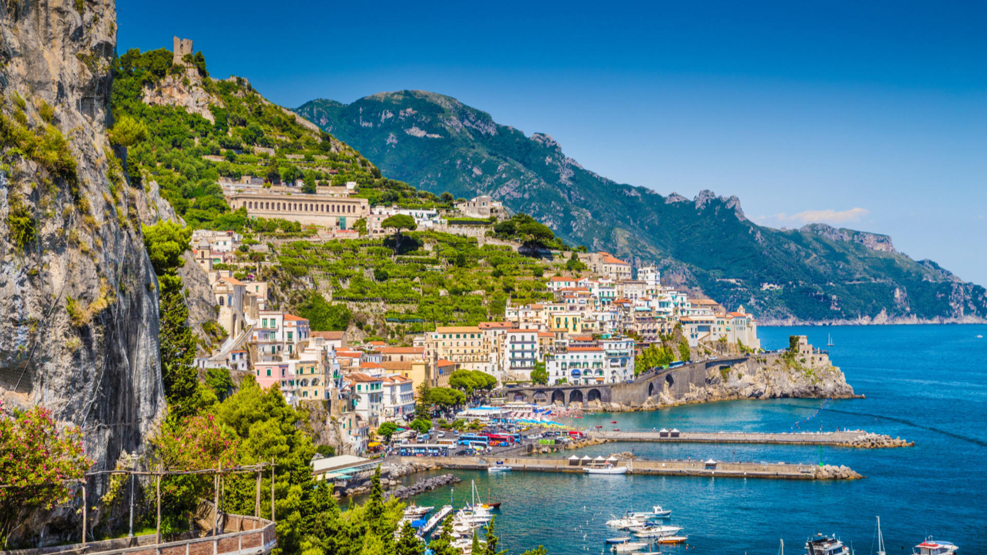 Pompeii and Amalfi Coast private day tour from Rome