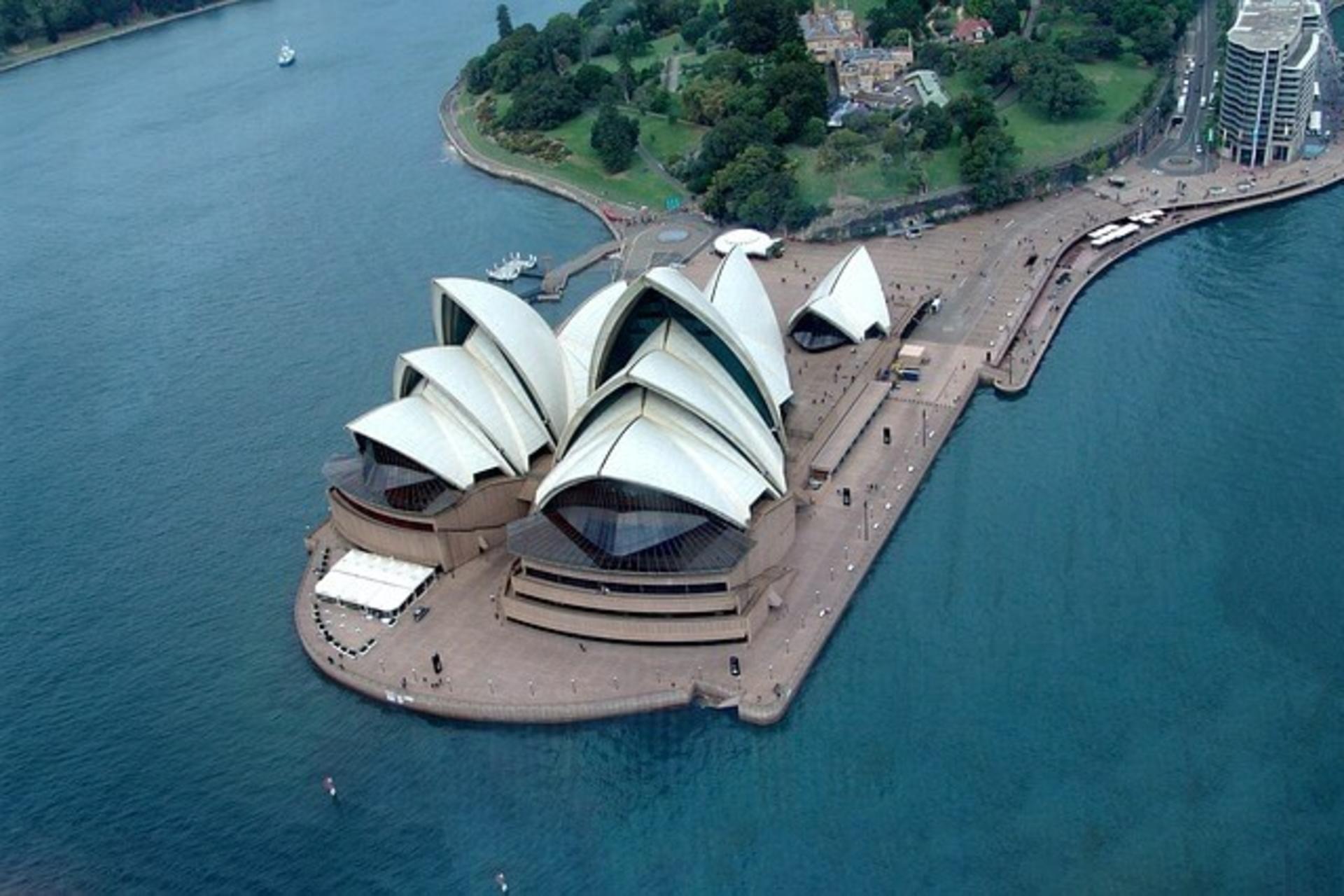 Sydney City Day Tour with Chinese Speaking Guide - Thumbnail 8