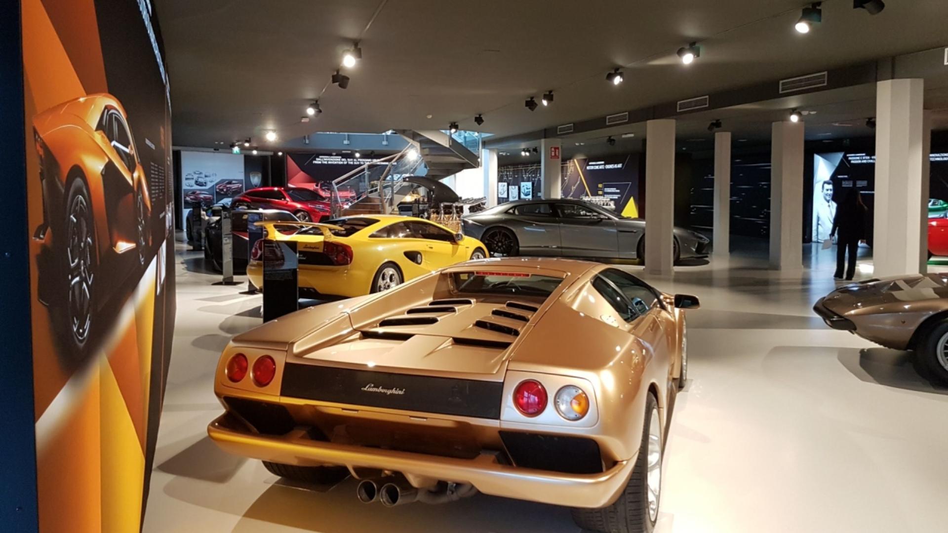 Lamborghini Museum ticket in Bologna - Thumbnail 4