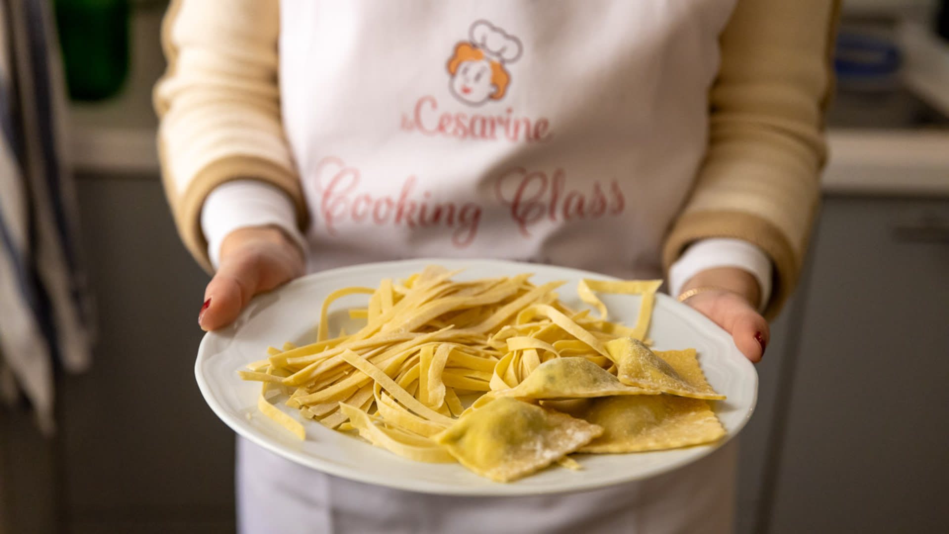Pasta and tiramisu cooking class in Desenzano del Garda - Thumbnail 3