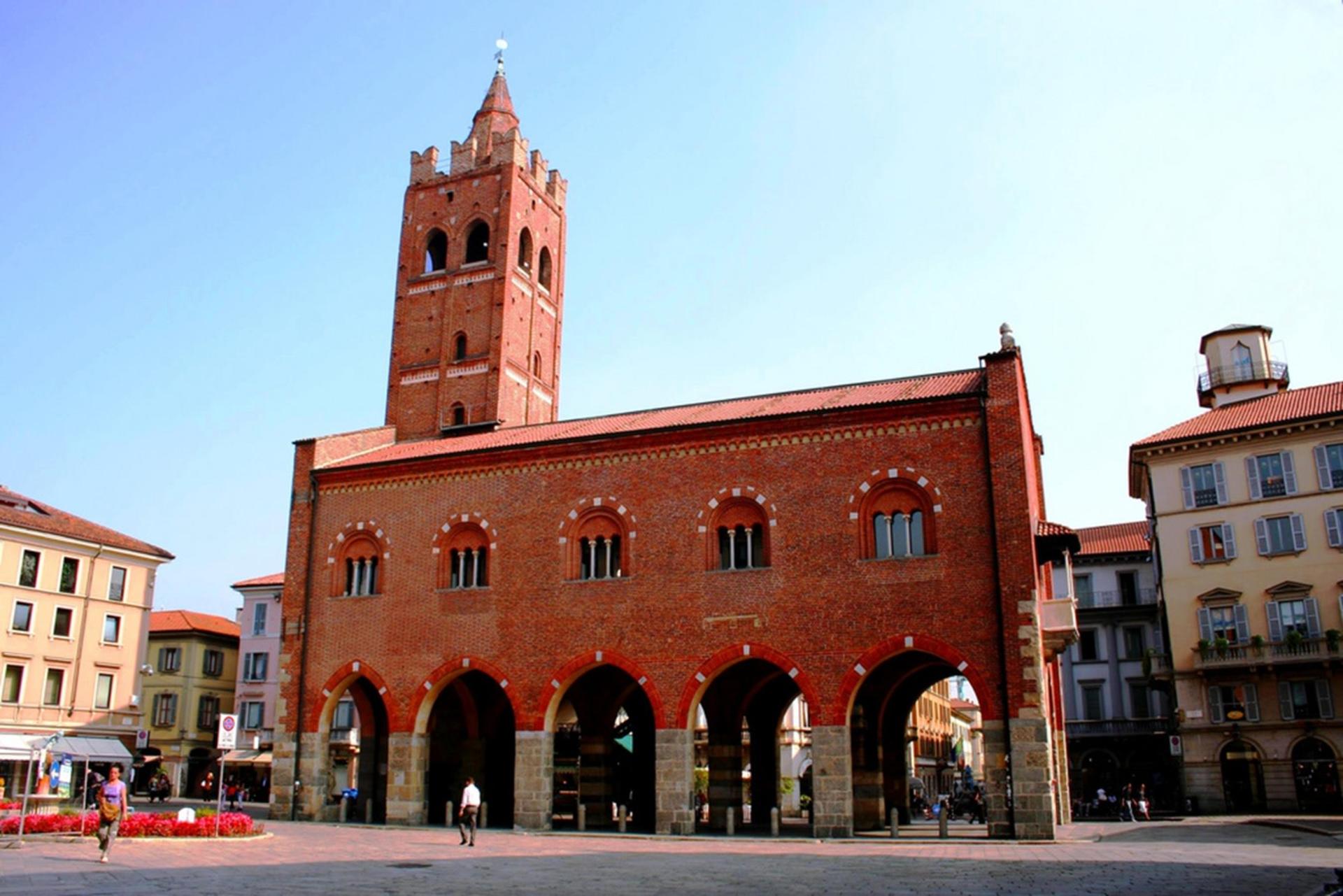 Private Day Trip from Milan to Monza - Image 1