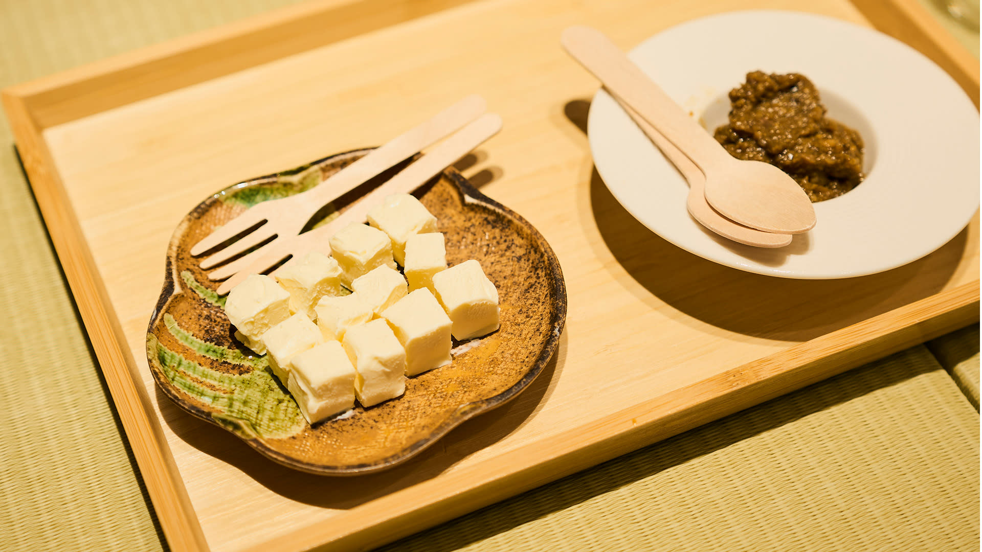 Asakusa: Guided Food Tour with 12 Dishes at 4 Local Eateries - Thumbnail 13