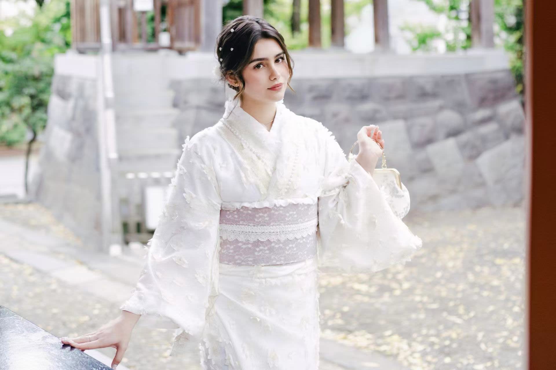 Tokyo: Asakusa Private Photoshoot Experience - Thumbnail 16